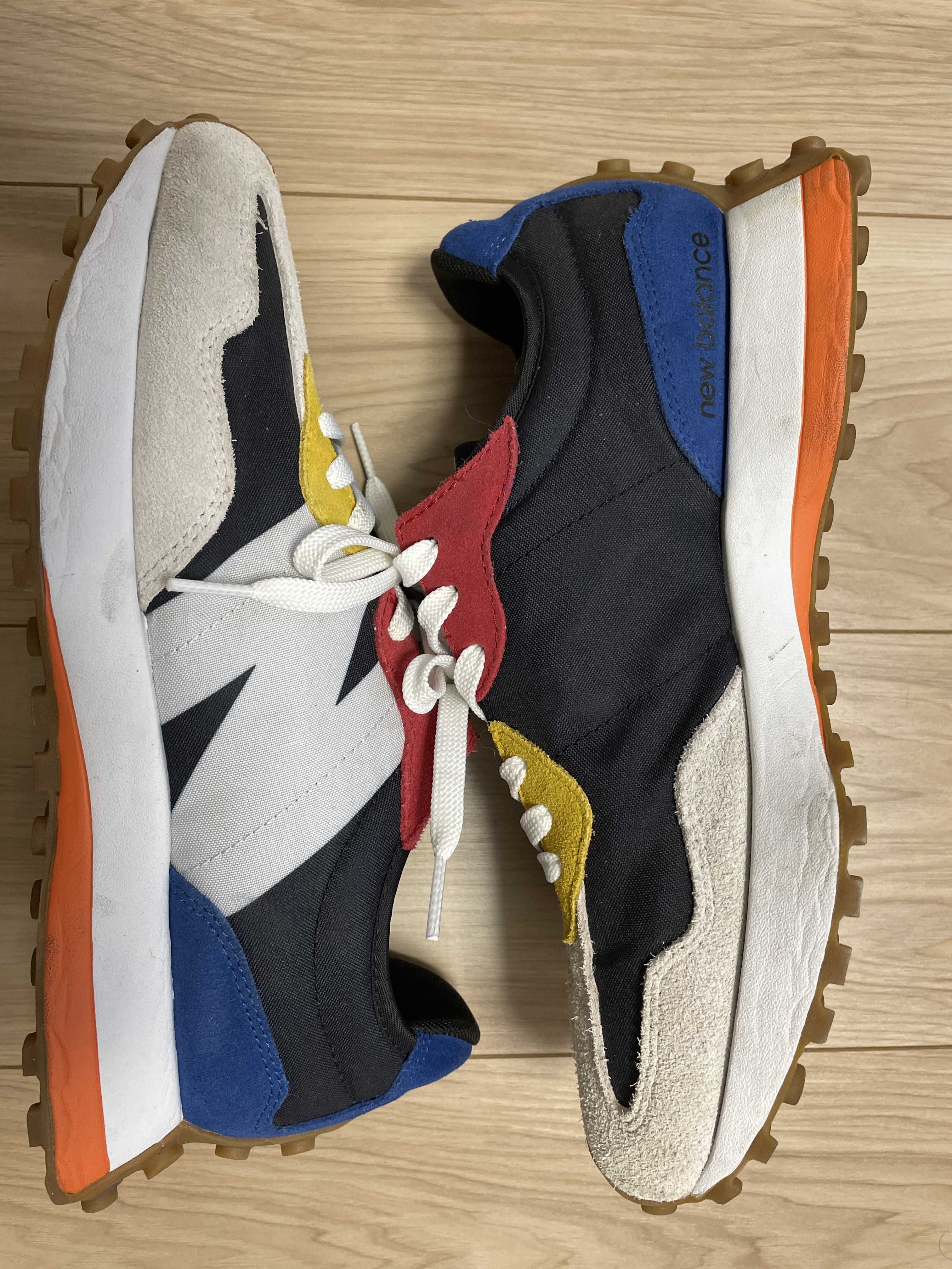 New Balance 327 "Multi/Black"