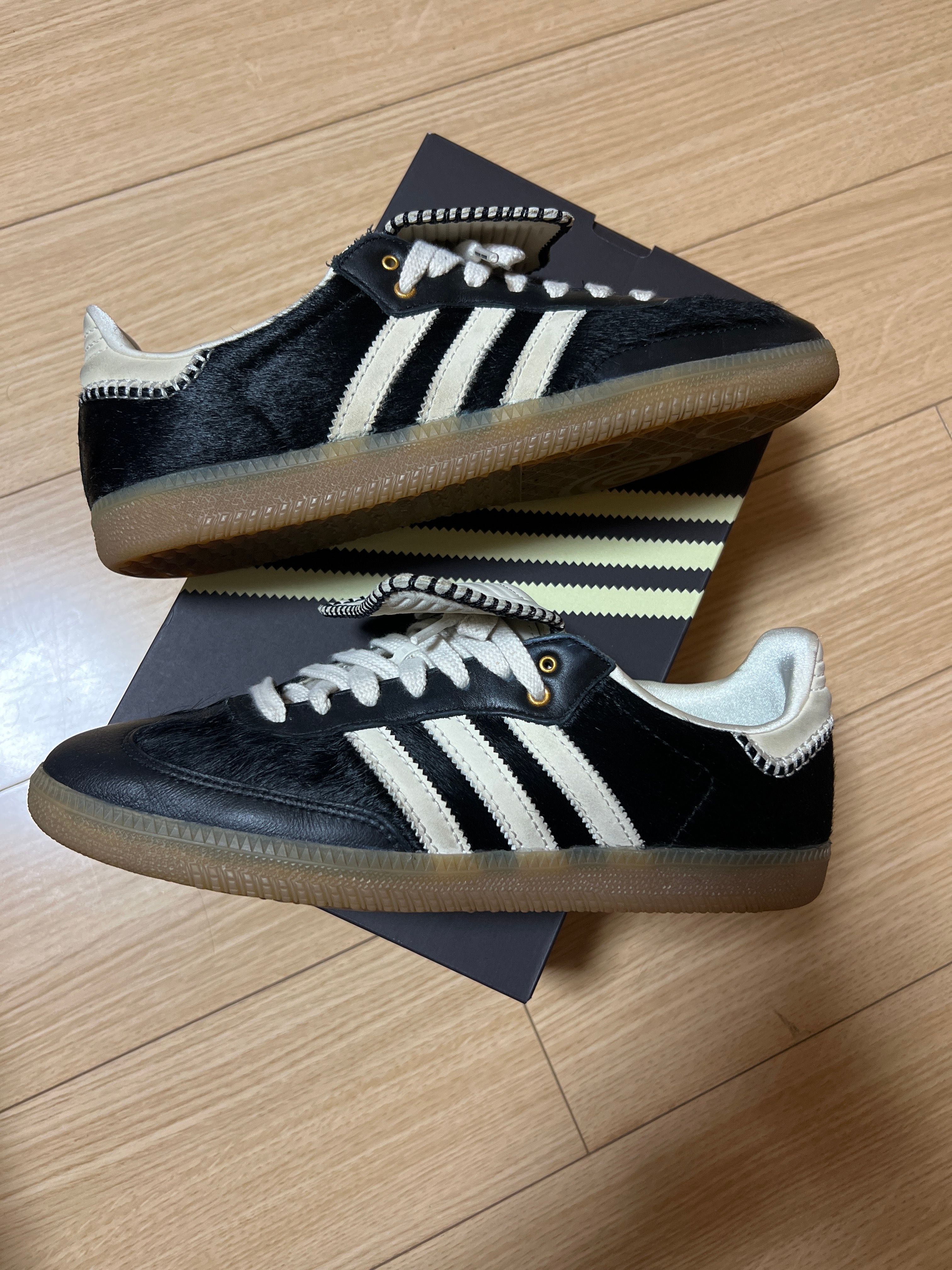 Wales Bonner × adidas Samba Pony Tonal Low "Core Black/Cream White"