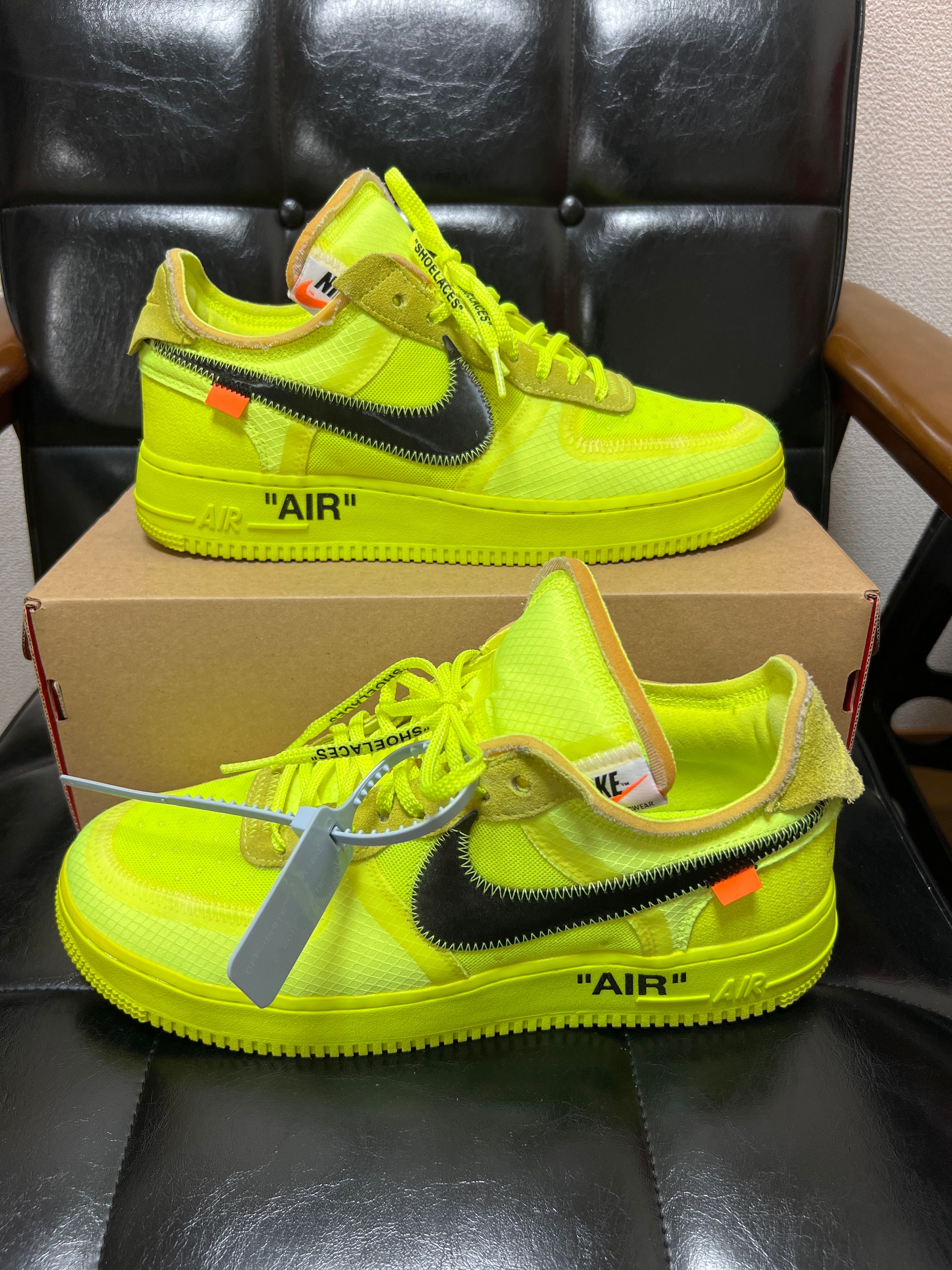 Off-White × Nike Air Force 1 Low "Volt"
