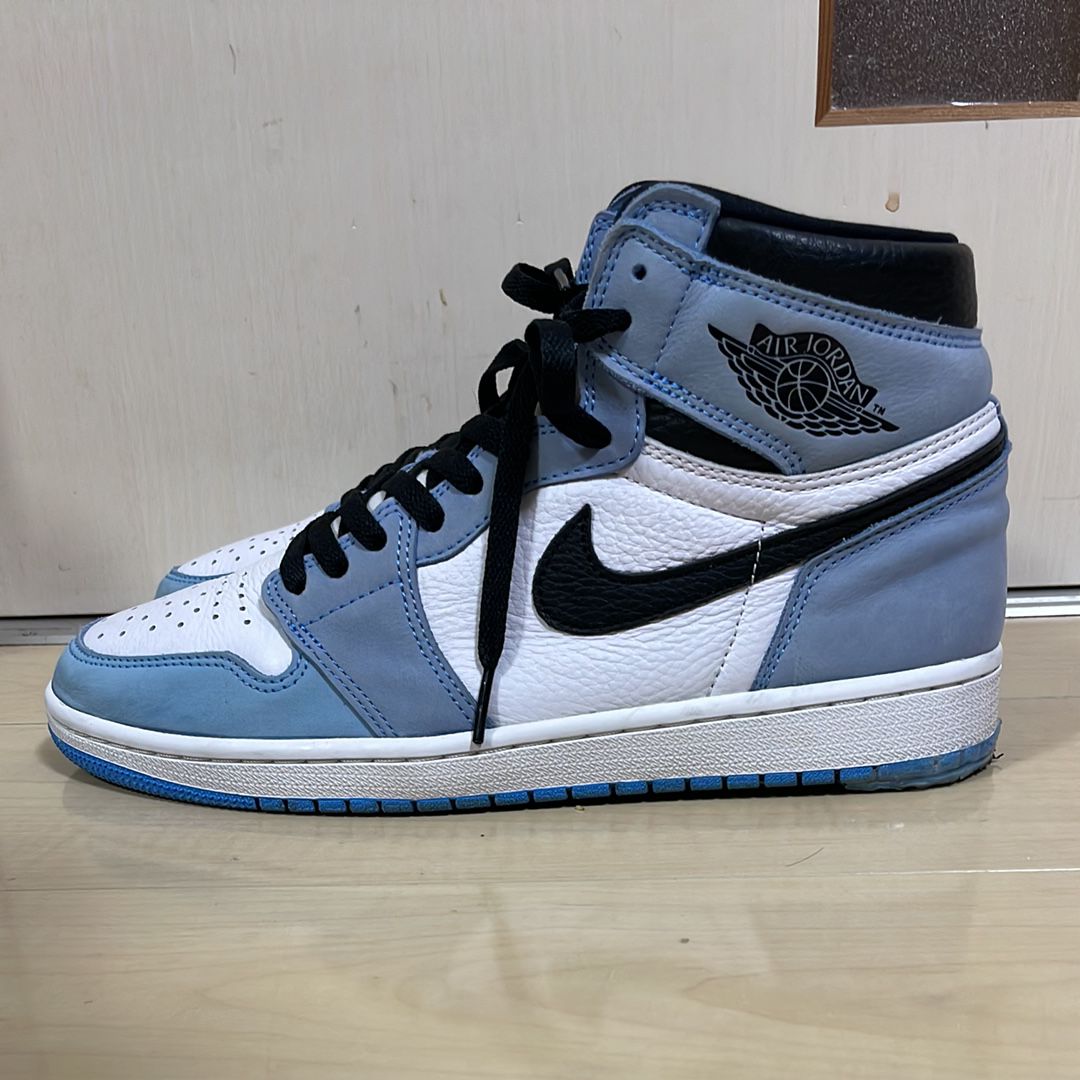 Nike Air Jordan 1 High OG "University Blue"