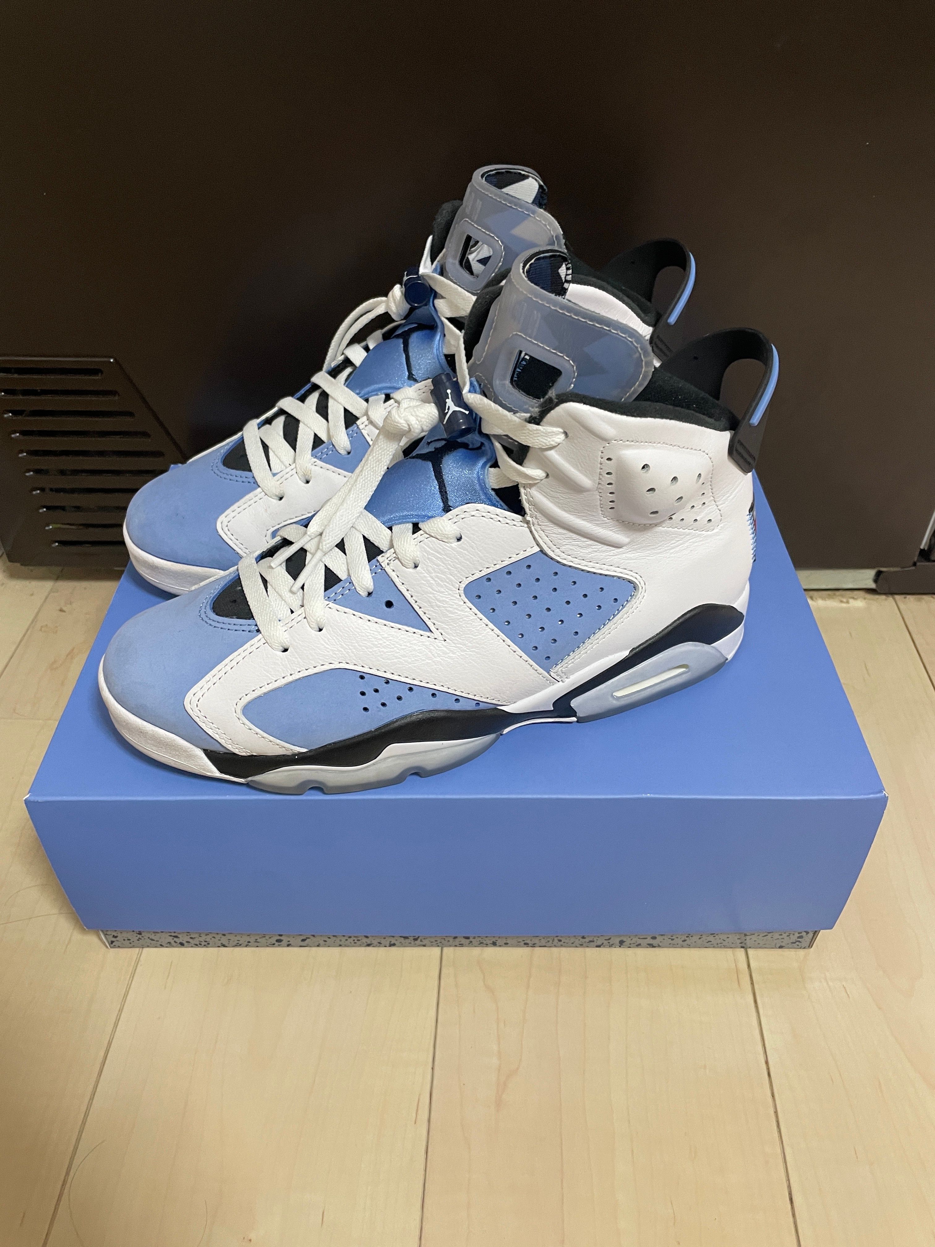 Nike Air Jordan 6 "UNC"