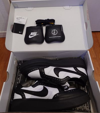 PEACEMINUSONE × Nike Kwondo 1 "Black and White" / G-DRAGON