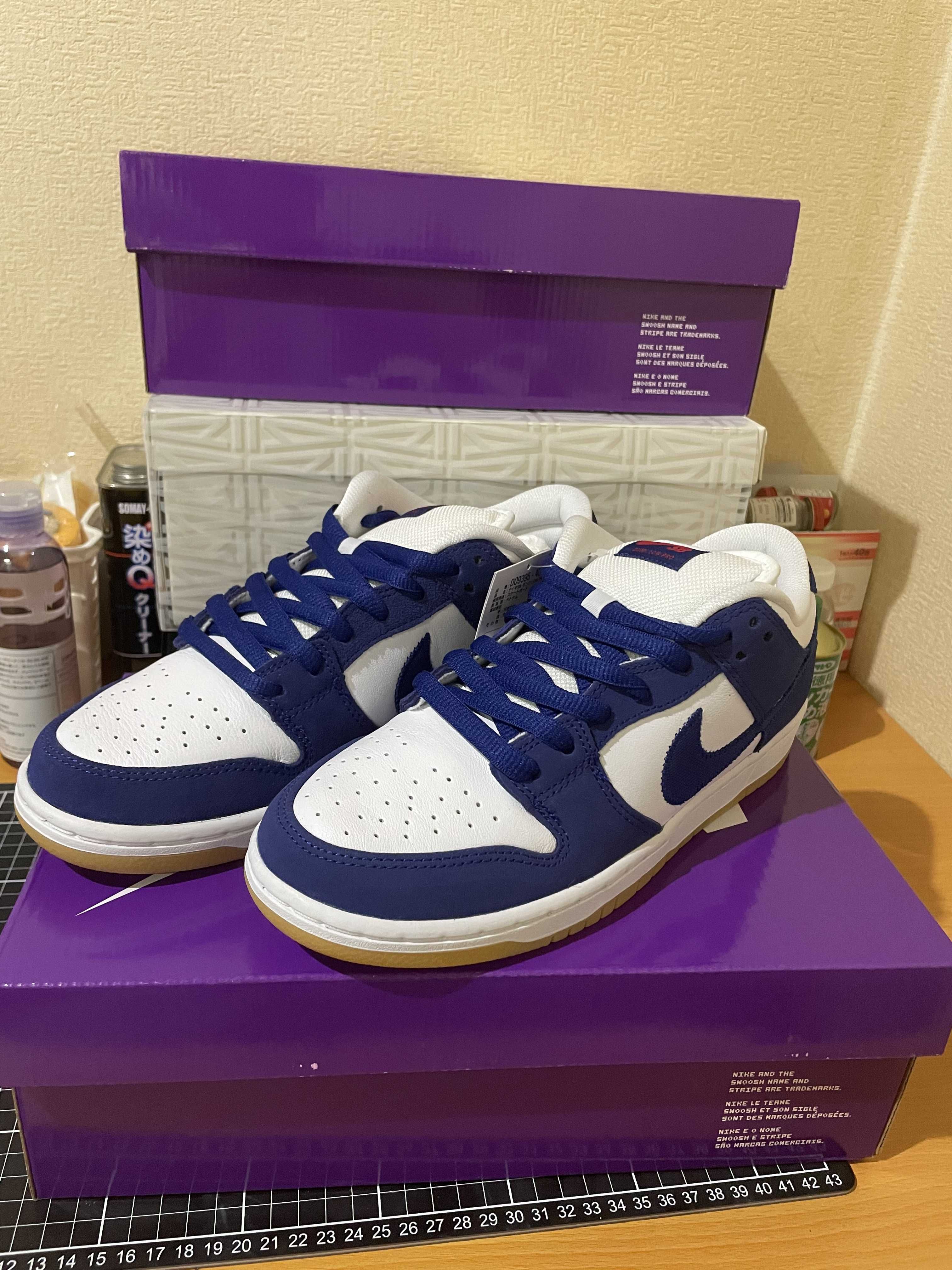 Nike SB Dunk Low "Los Angeles Dodgers/Deep Royal Blue"
