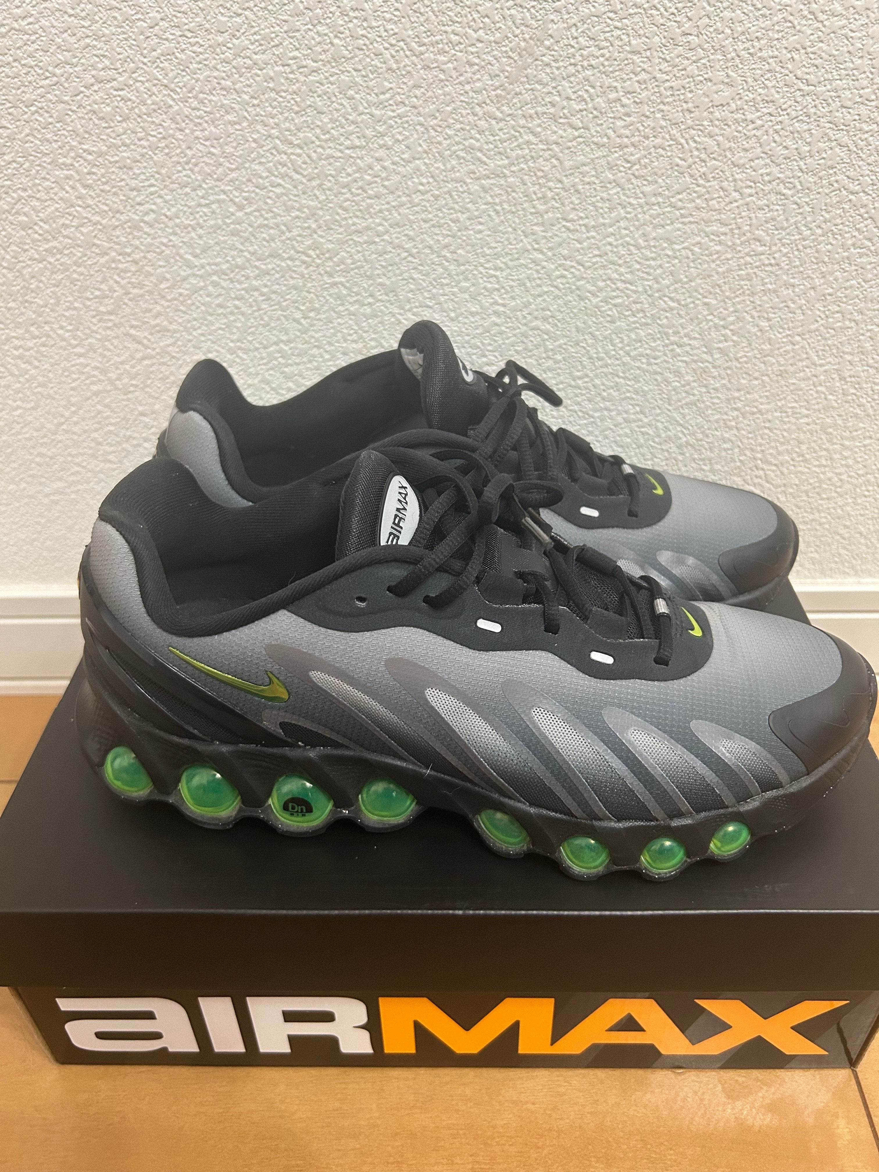 ナイキ エアマックスDN8 