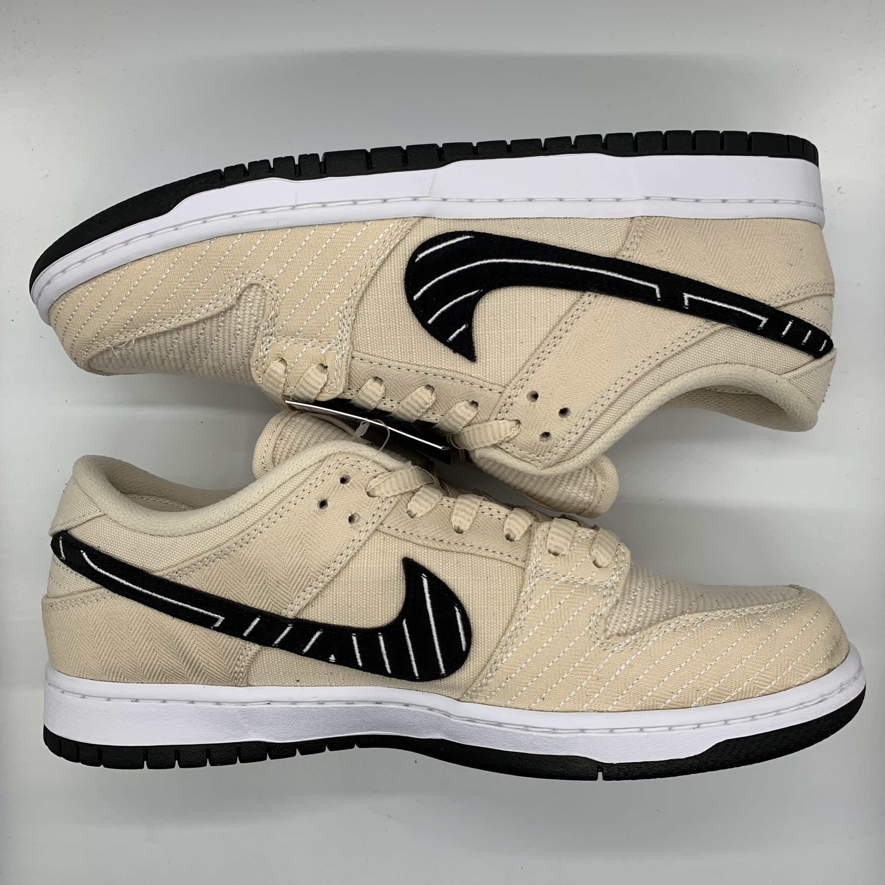 Albino & Preto × Nike SB Dunk Low Pro QS "Pearl White"