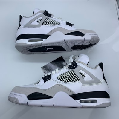 Nike Air Jordan 4 "Military Black"