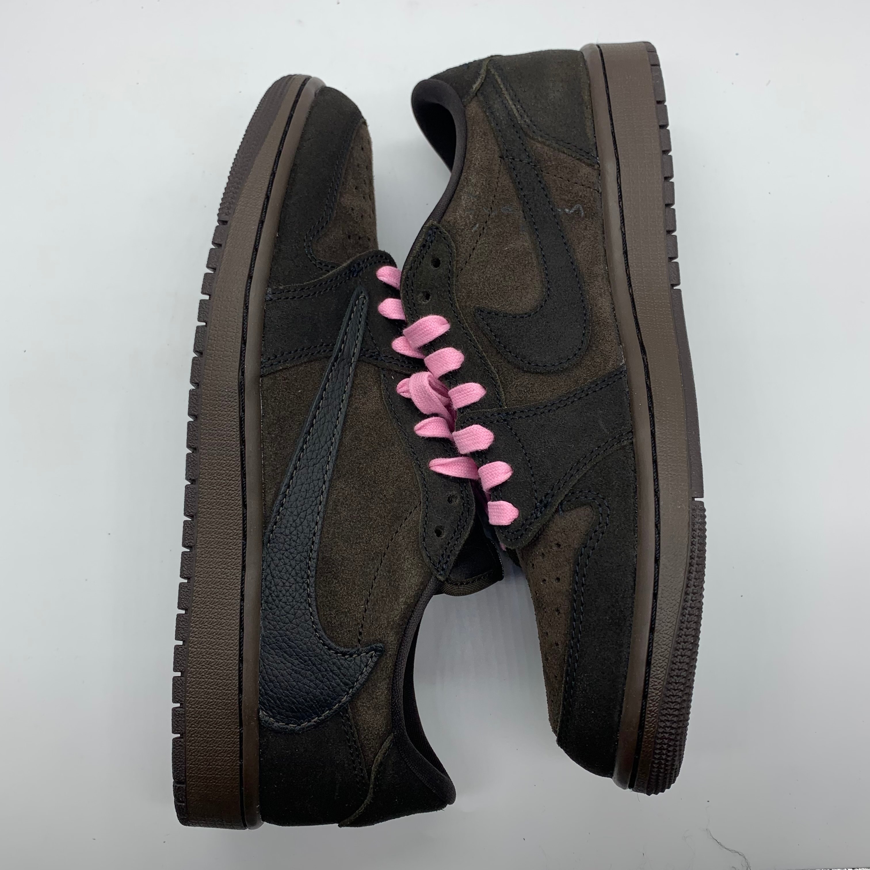 Travis Scott × Nike Air Jordan 1 Low OG SP "Velvet Brown and Dark Mocha"