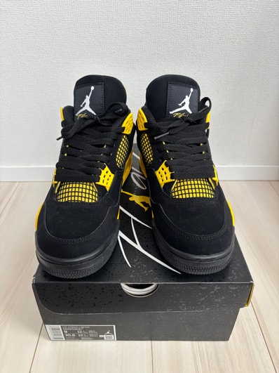 Nike Air Jordan 4 Retro "Thunder"(2023)