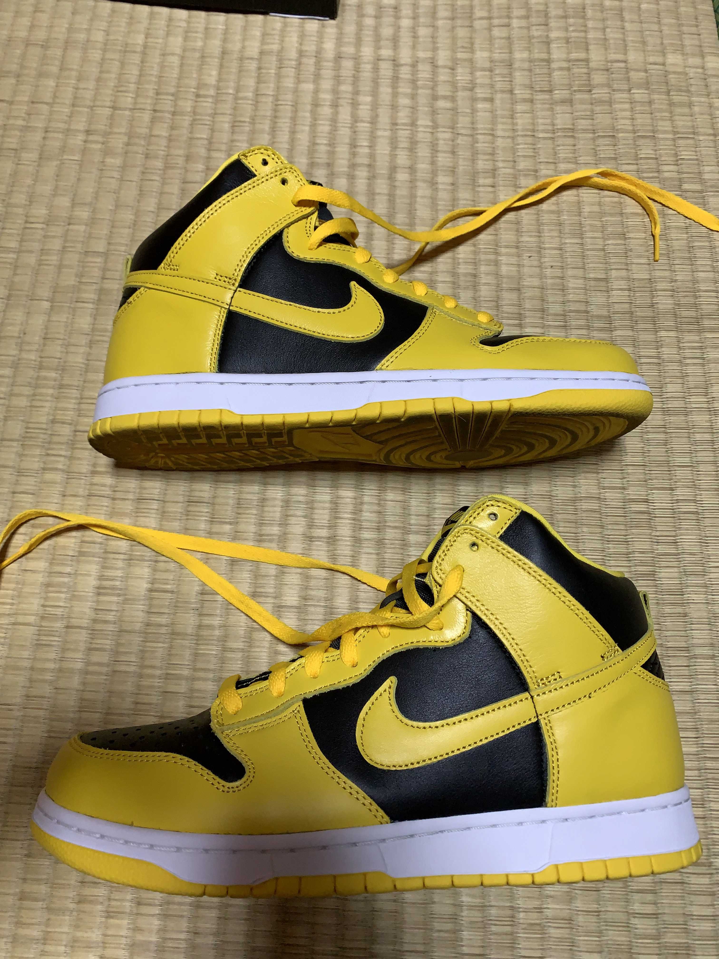 Nike Dunk High "Black/Varsity Maize"