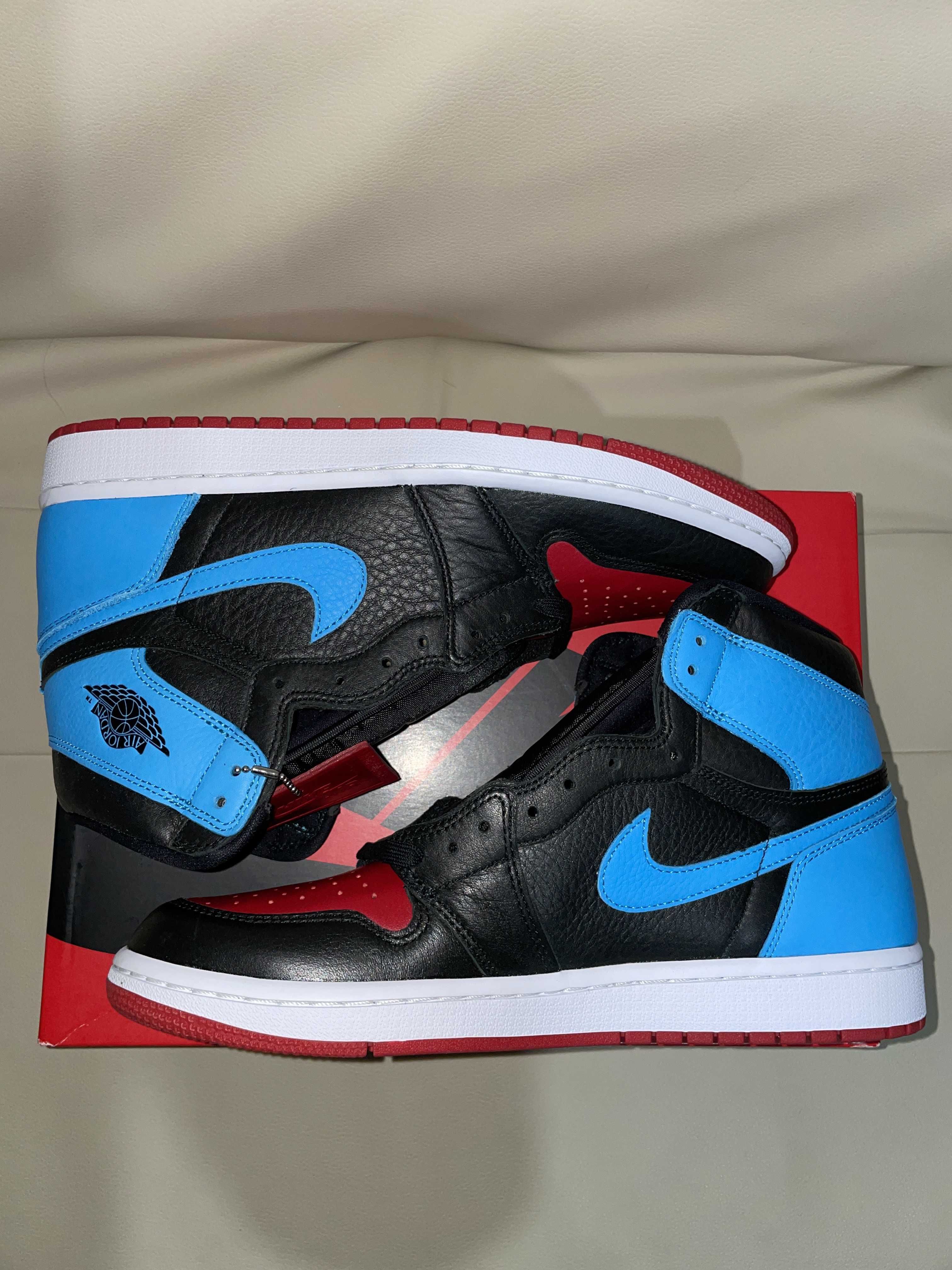 Nike Women's Air Jordan 1 High OG "UNC to Chicago"
