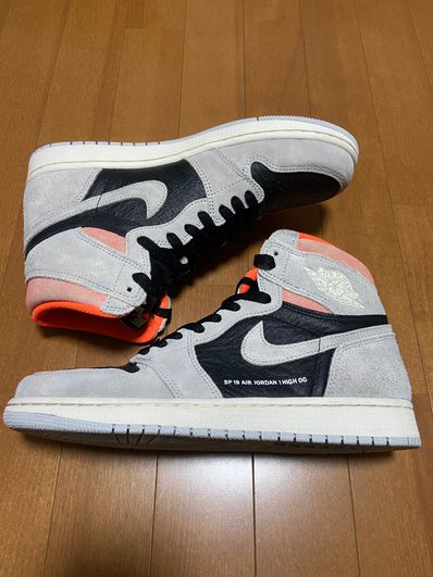 Nike Air Jordan 1 RETRO High OG "Hyper Crimson"