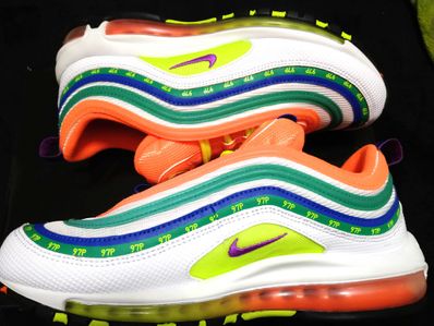 Nike Air Max On-Air "London"