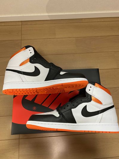 Nike Air Jordan 1 Retro High OG "Electro Orange"