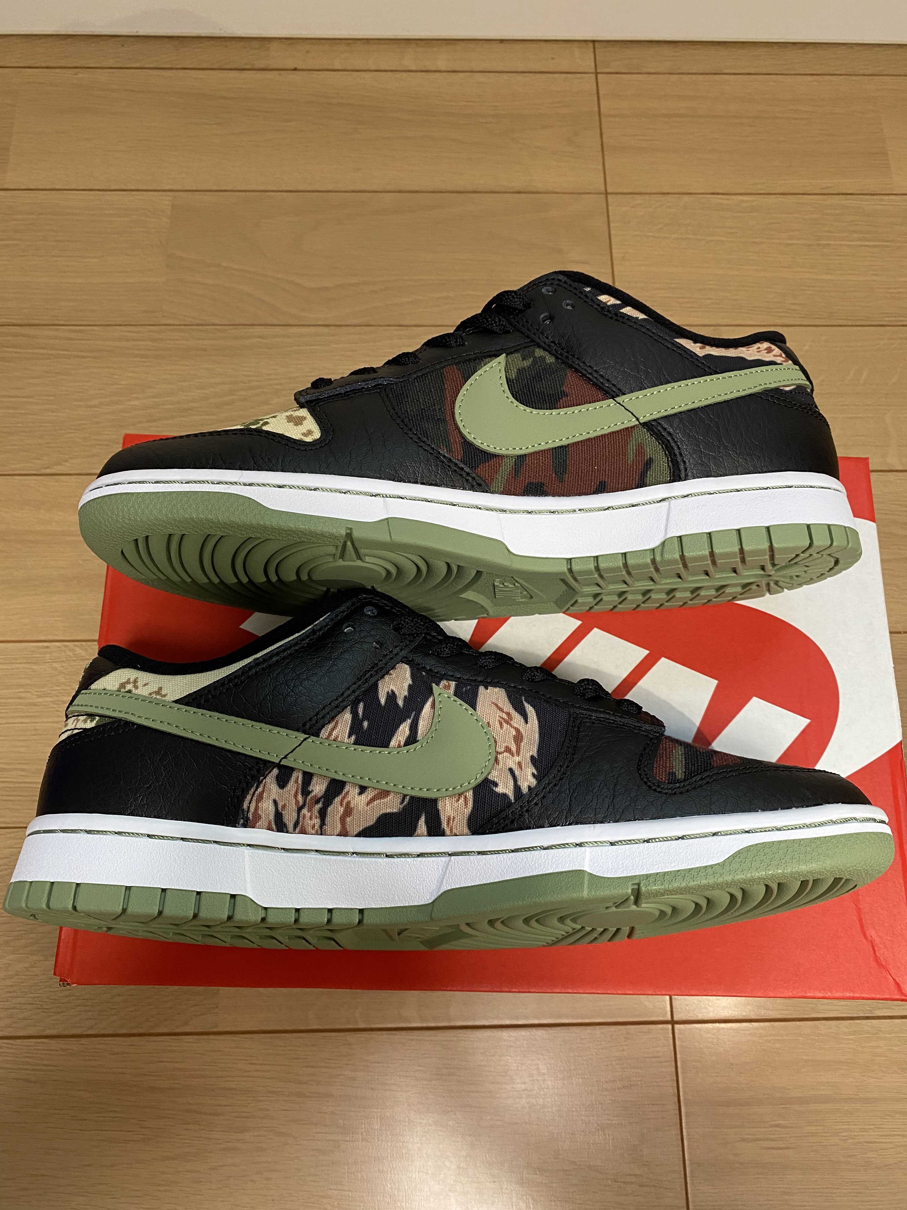 NIKE DUNK LOW SE "BLACK MULTI CAMO"