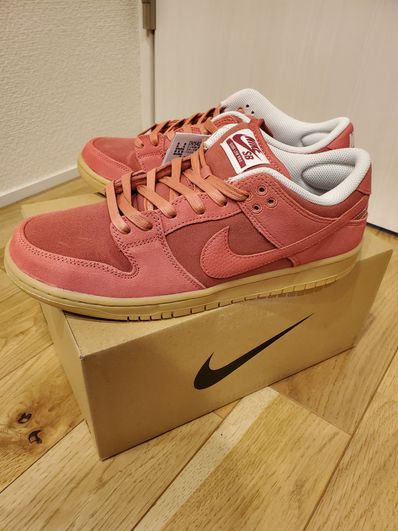 Nike SB Dunk Low "Adobe"