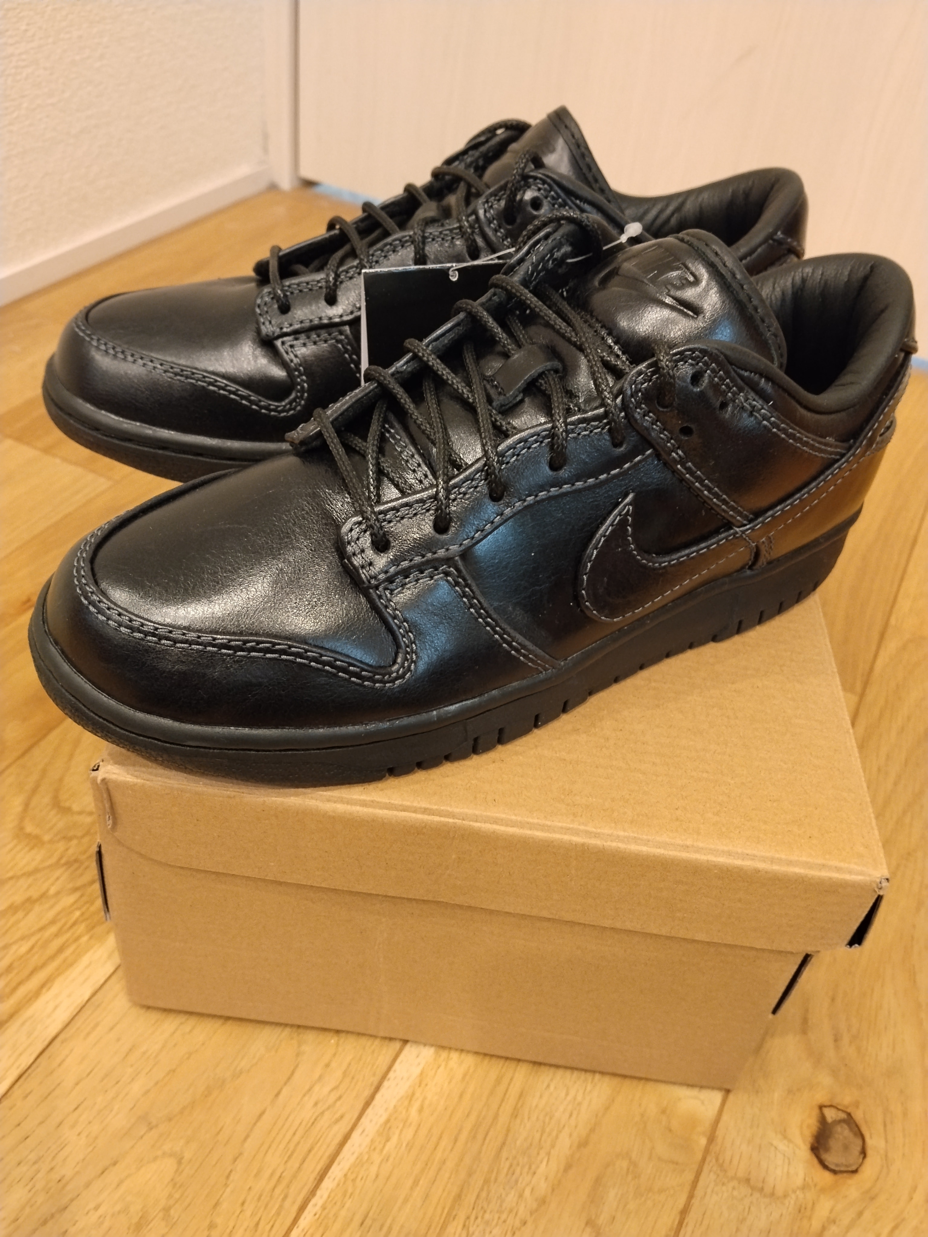 Nike Dunk Low Retro PRM QS "Black"