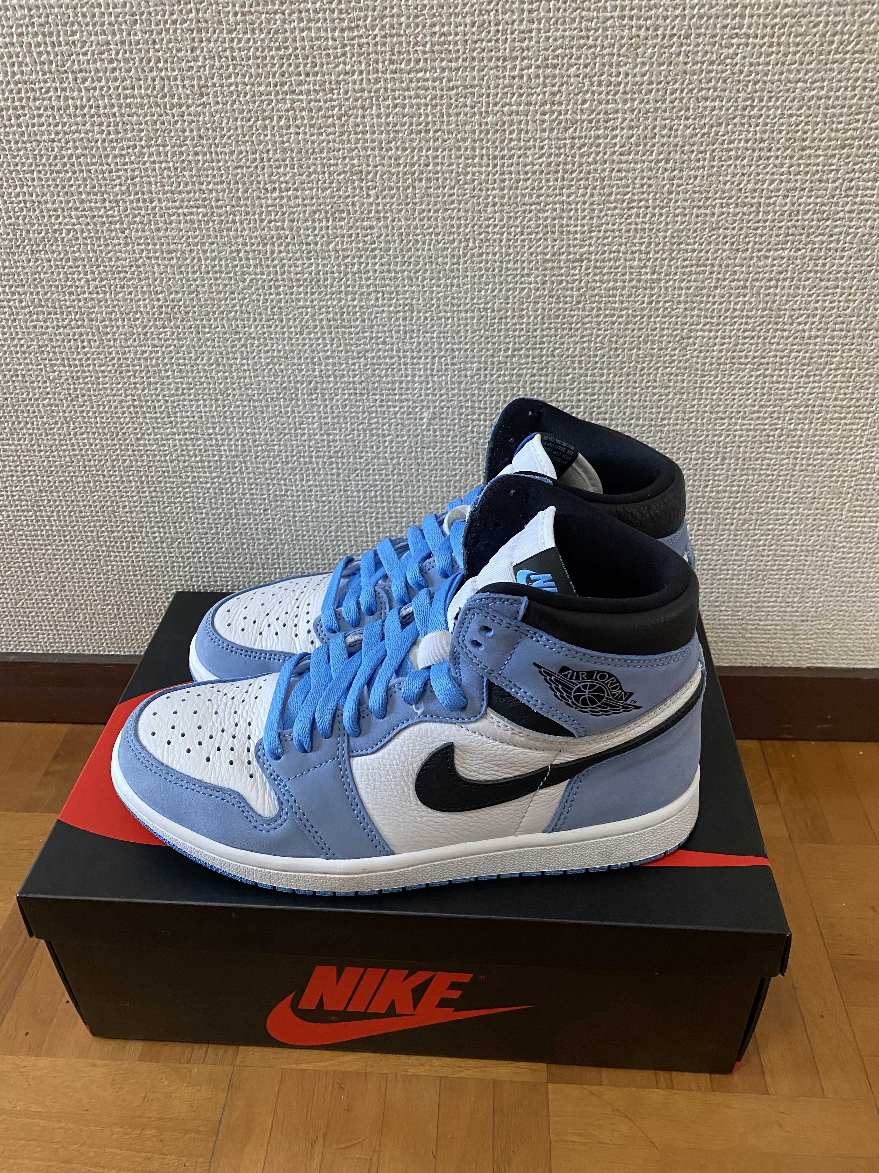 Nike Air Jordan 1 High OG "University Blue"