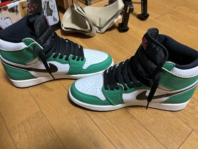 Nike Women's Air Jordan 1 High OG "Lucky Green/White-Sail-Black"