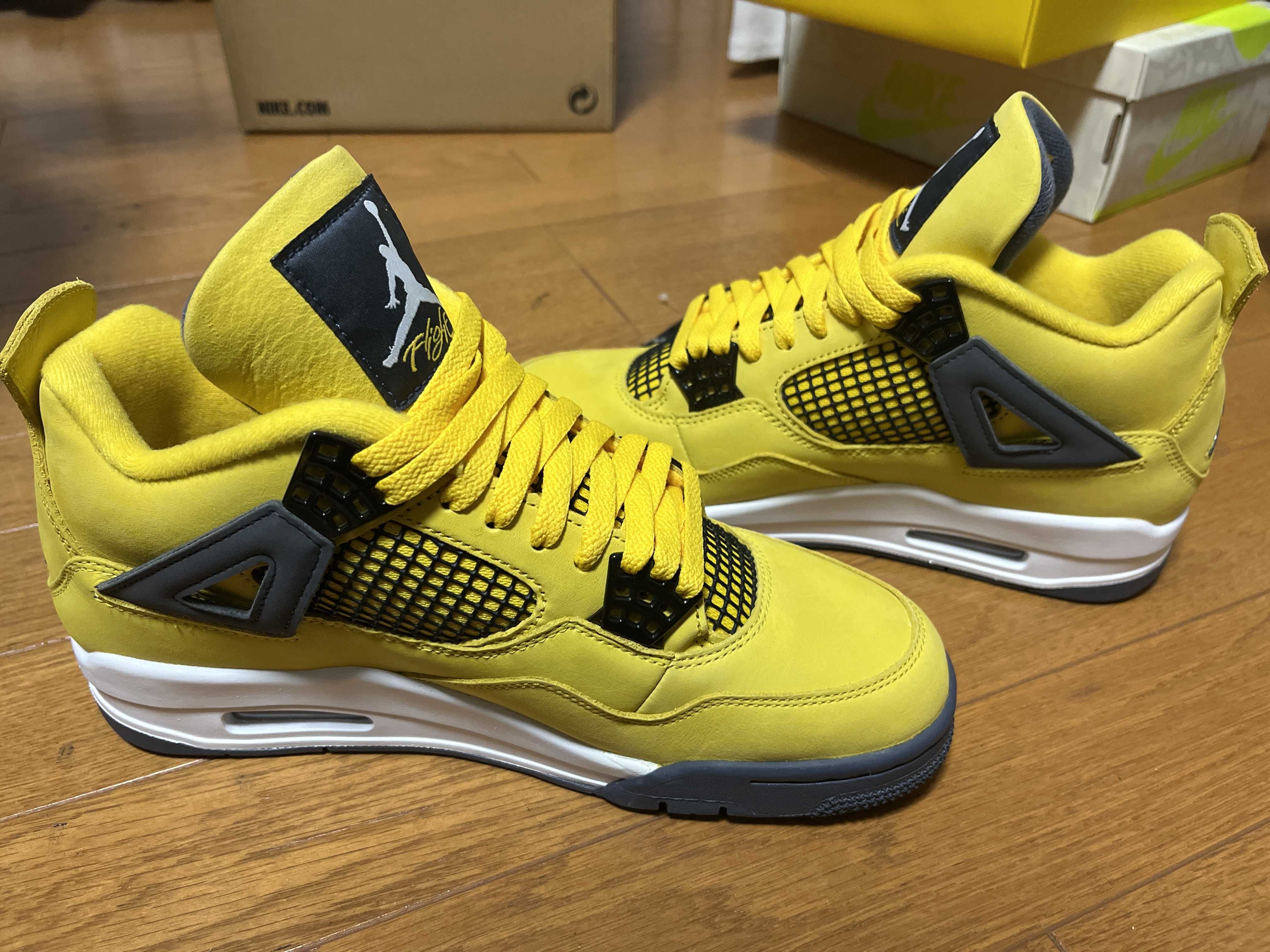 Nike Air Jordan 4 "Tour Yellow"