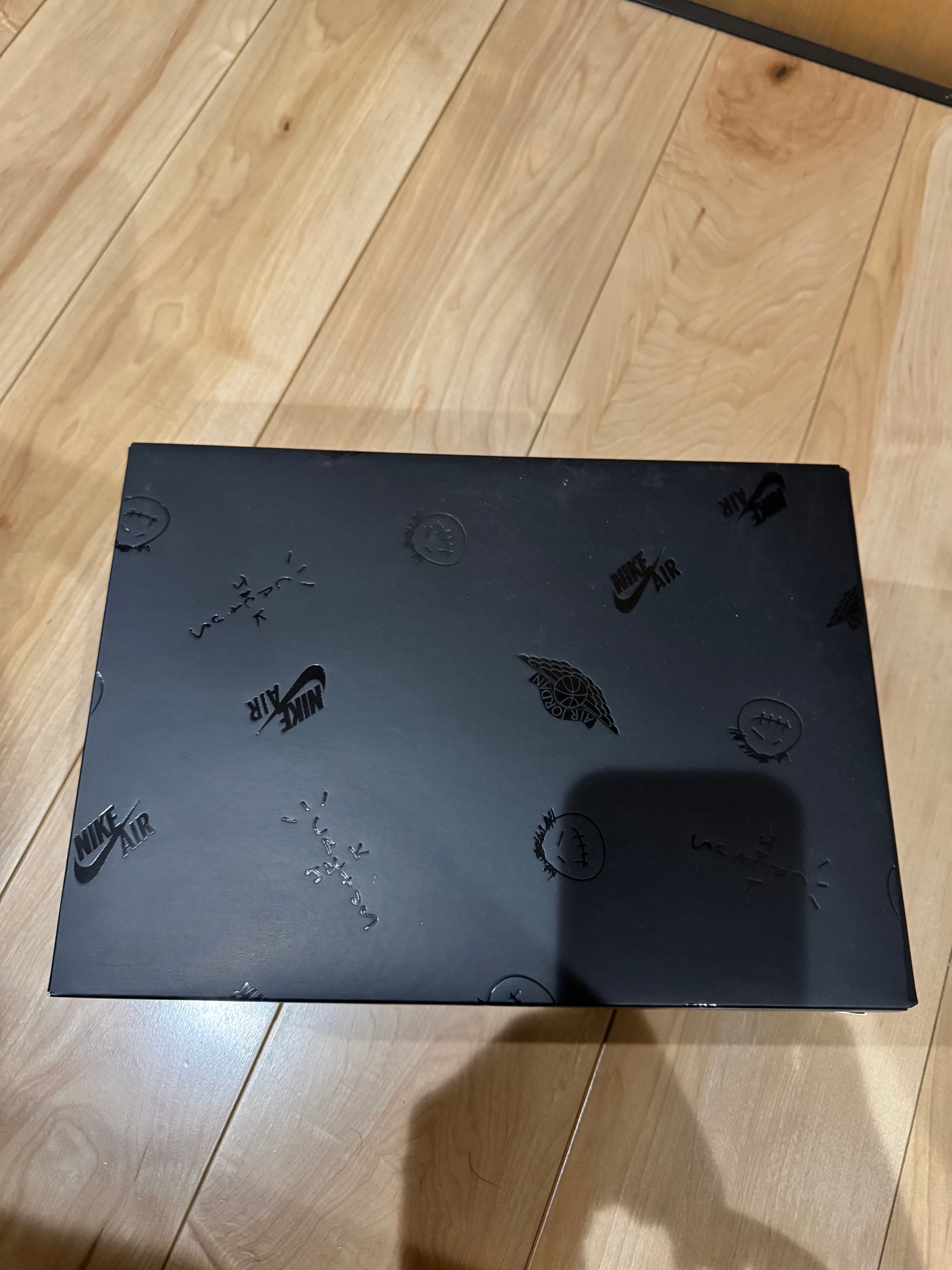 Travis Scott × Nike Air Jordan 1 Low OG SP "Black Phantom"