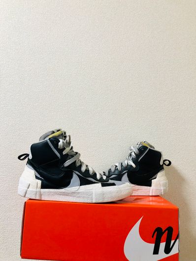 sacai × NIKE BLAZER MID "BLACK/WOLF GREY/WHITE"
