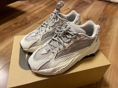 adidas YEEZY Boost 700 V2 "Static"