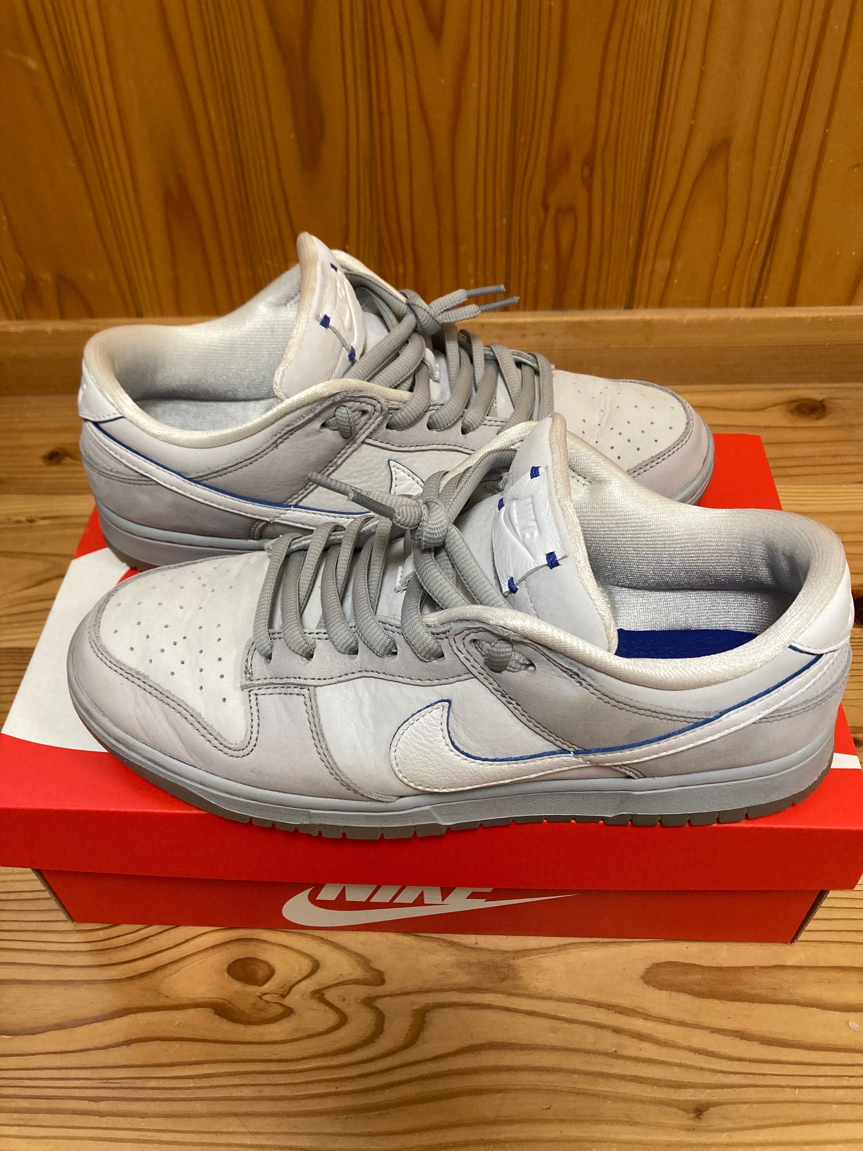 Nike Dunk Low "Wolf Grey and Pure Platinum"