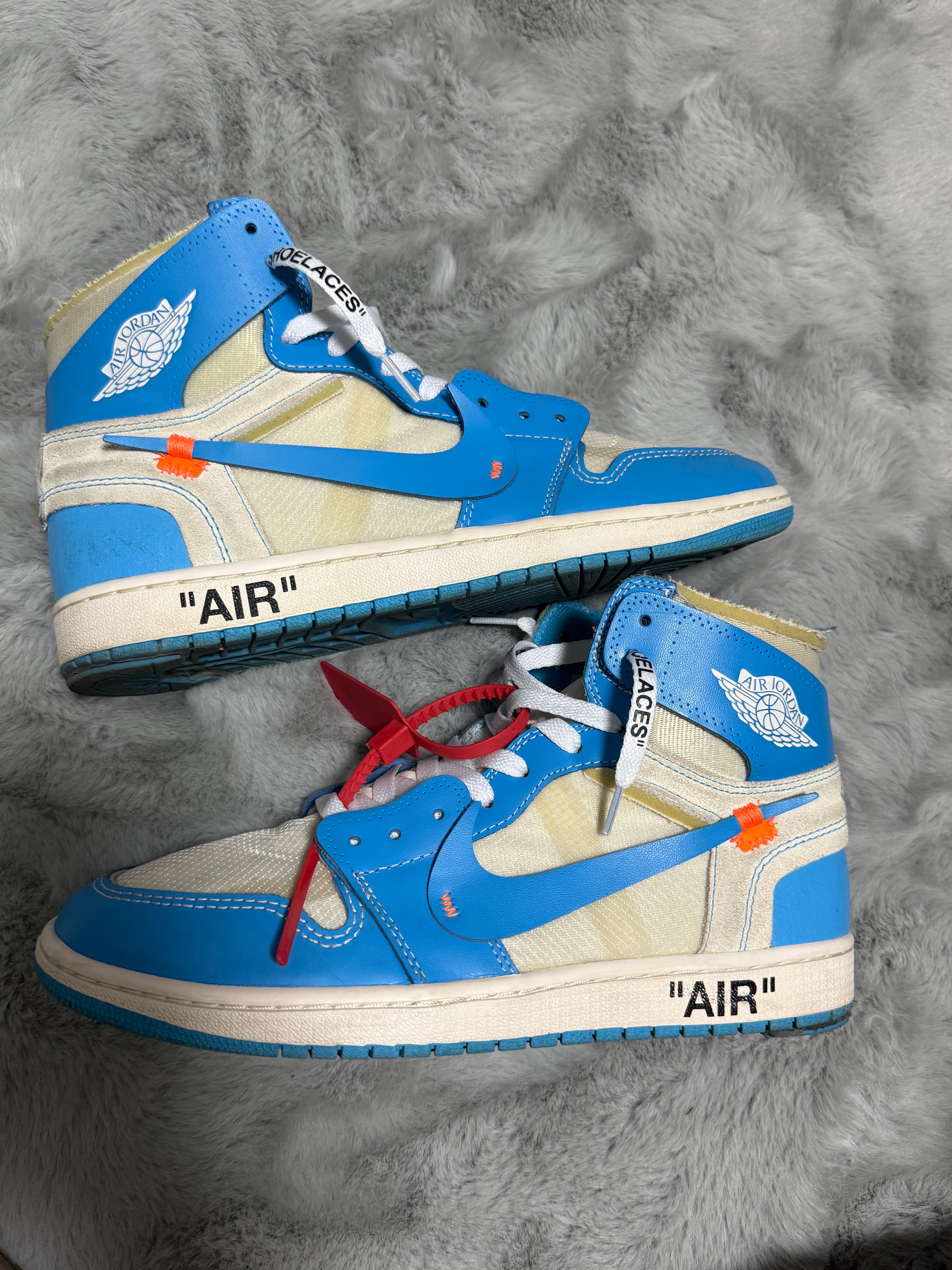 Off-White × Nike Air Jordan 1 High UNC "White/Dark Powder Blue"