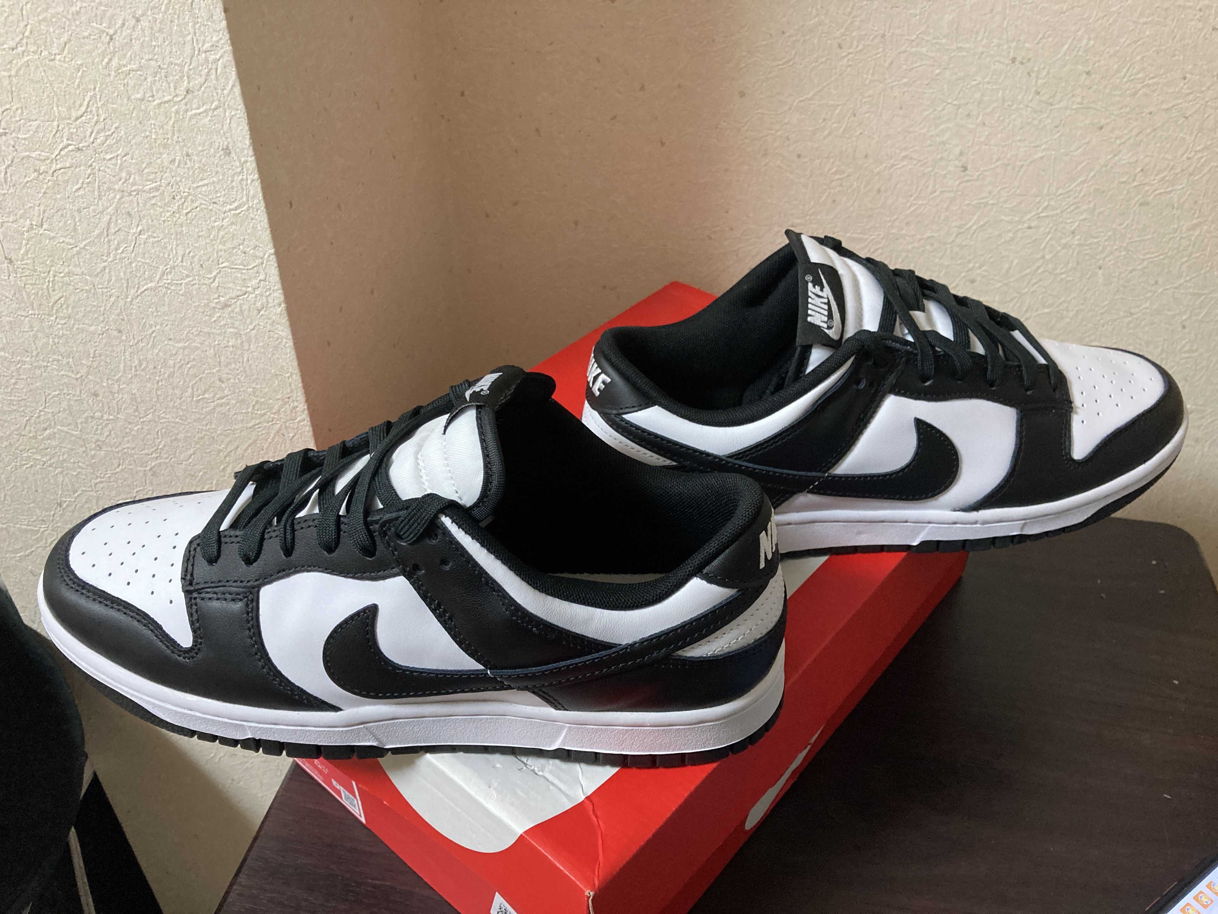 Nike Dunk Low Retro "Panda/White/Black"