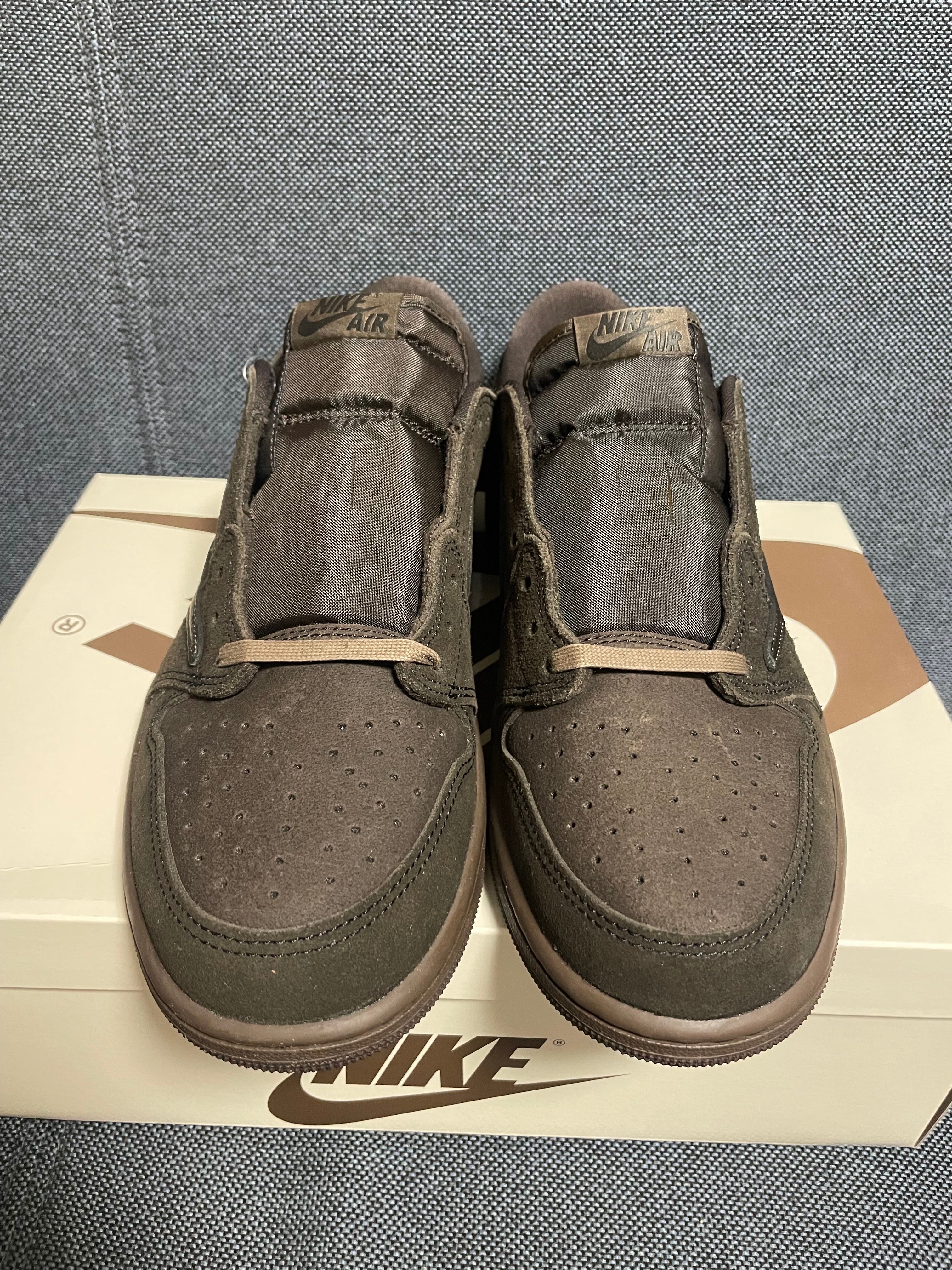 Travis Scott × Nike Air Jordan 1 Low OG SP "Velvet Brown and Dark Mocha"