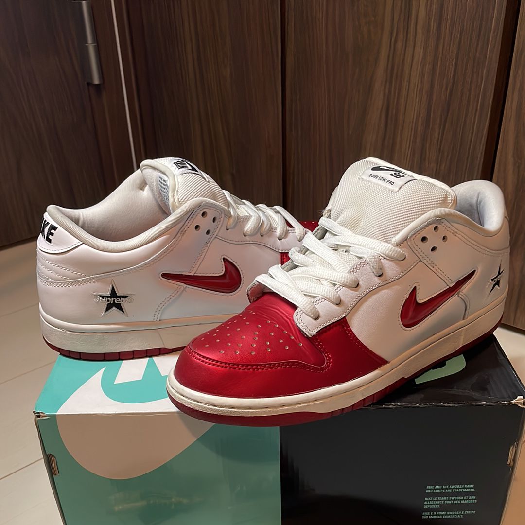 Supreme × Nike Dunk Low "Varsity Red/White"