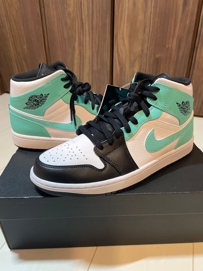 NIKE AIR JORDAN 1 MID "TROPICAL TWIST"