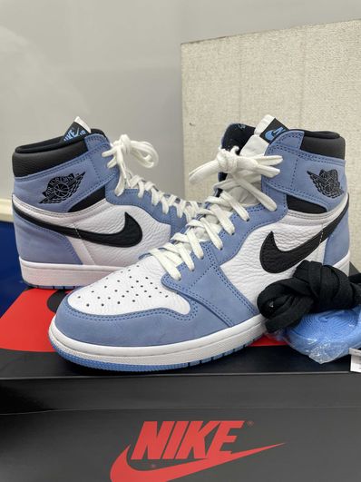 Nike Air Jordan 1 High OG "University Blue"