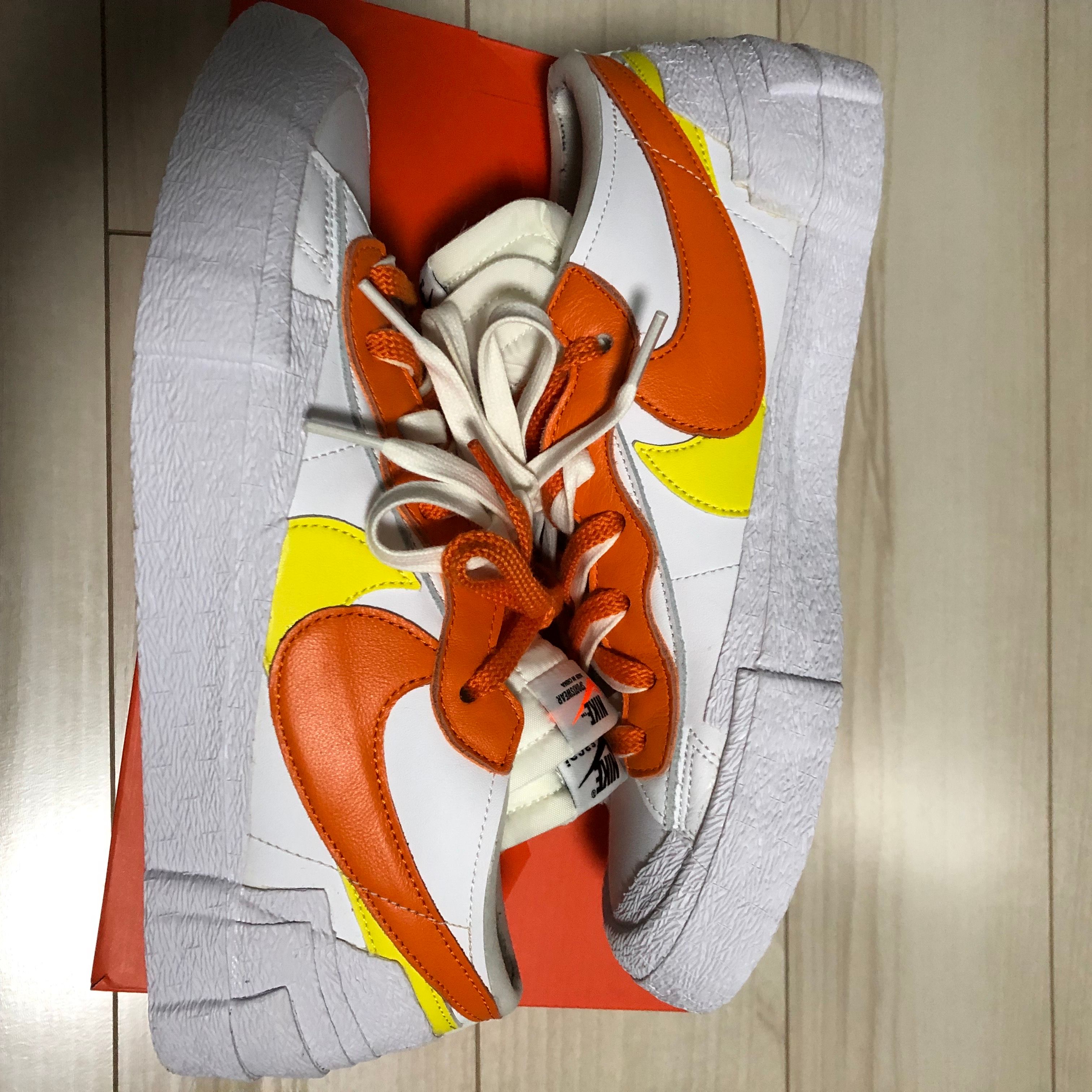 SACAI × NIKE BLAZER LOW "MAGMA ORANGE"