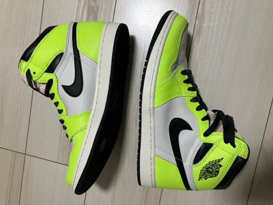 Nike Air Jordan 1 High OG "Volt/Visionaire"