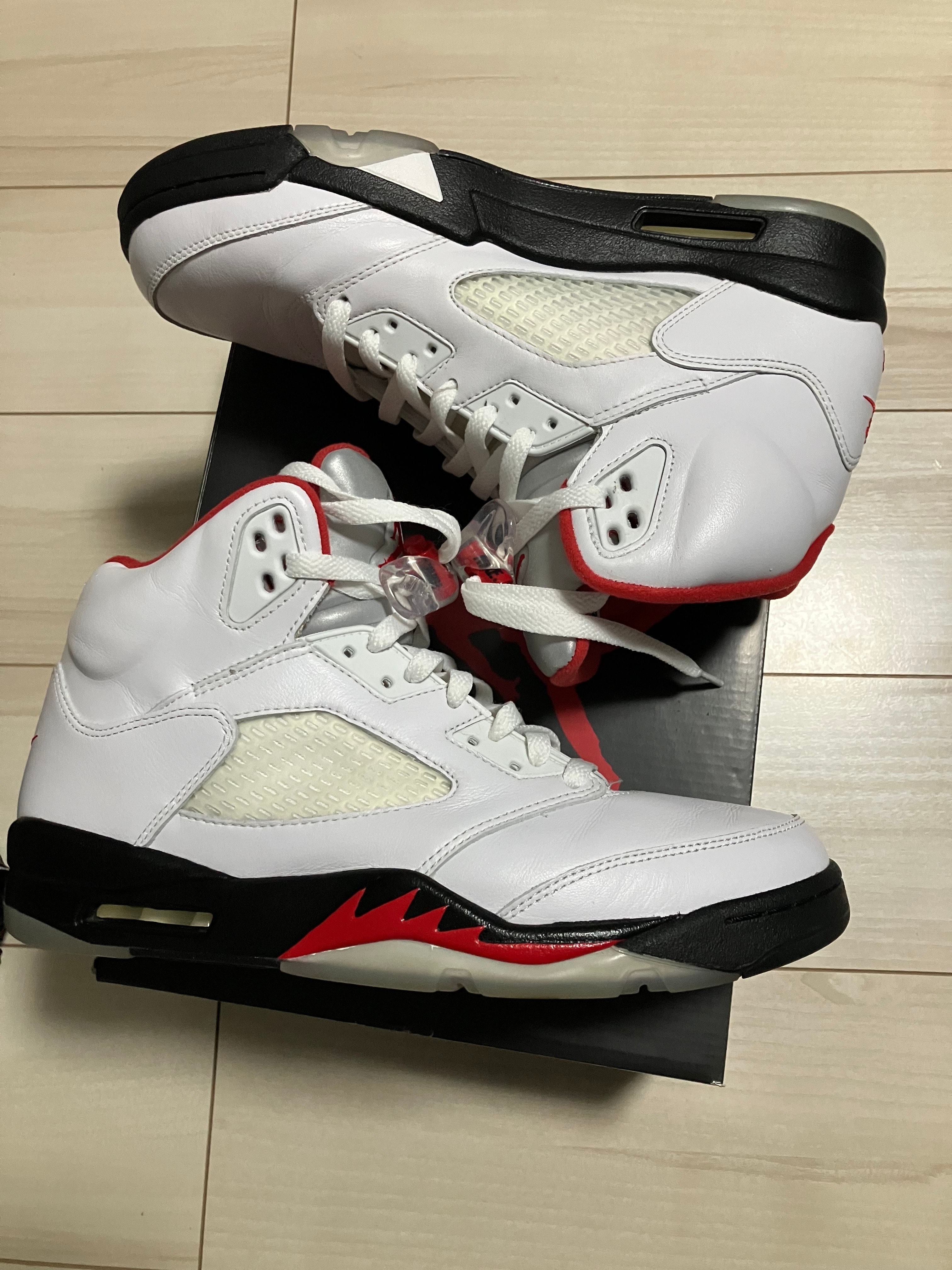 ジョーダン エアジョーダン5 (JORDAN Air Jordan 5) の新作・中古通販