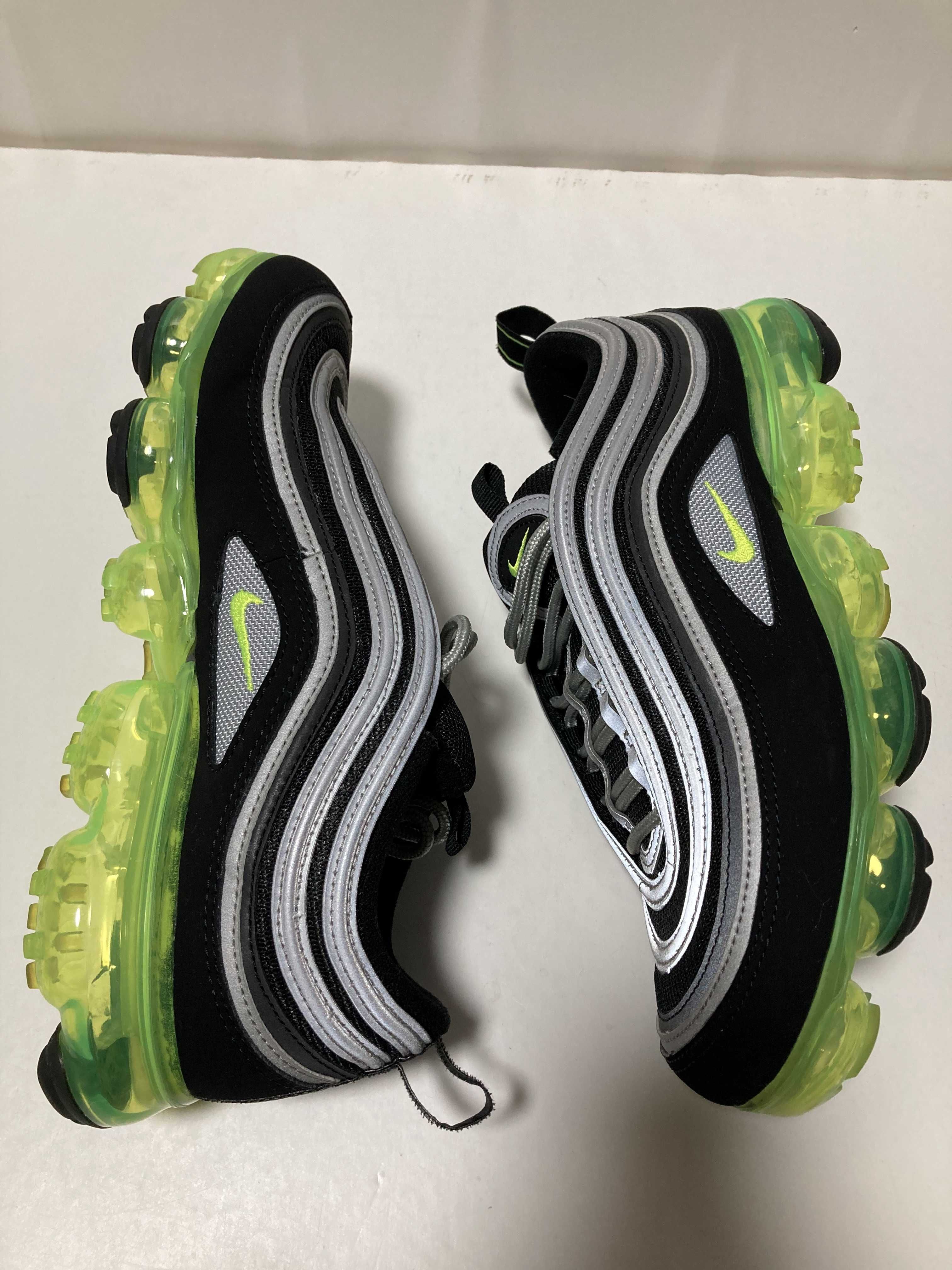 Nike Air Vapormax '97 "Black/Volt-Metallic Silver"