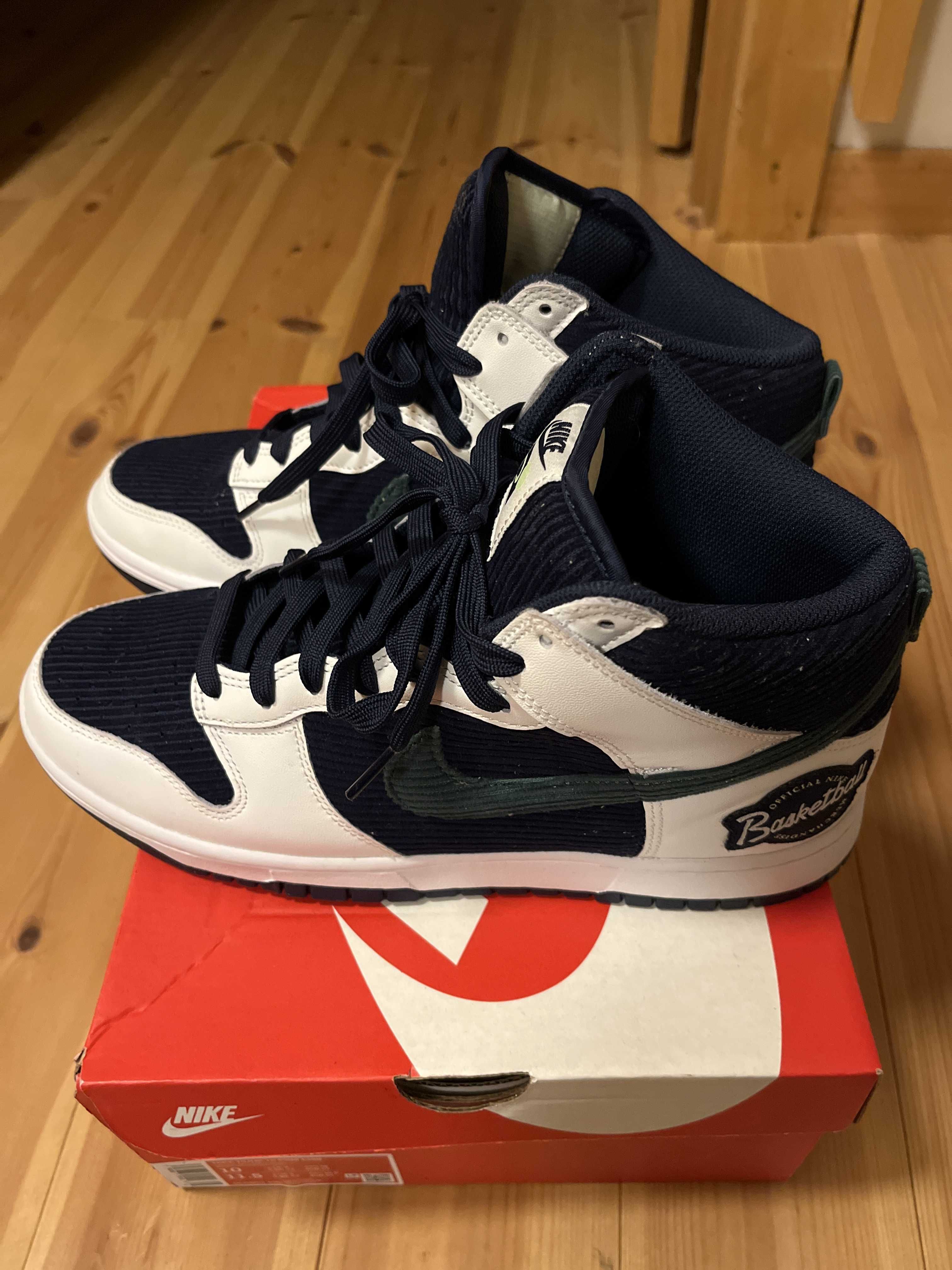 Nike Dunk High EMB "College Navy"