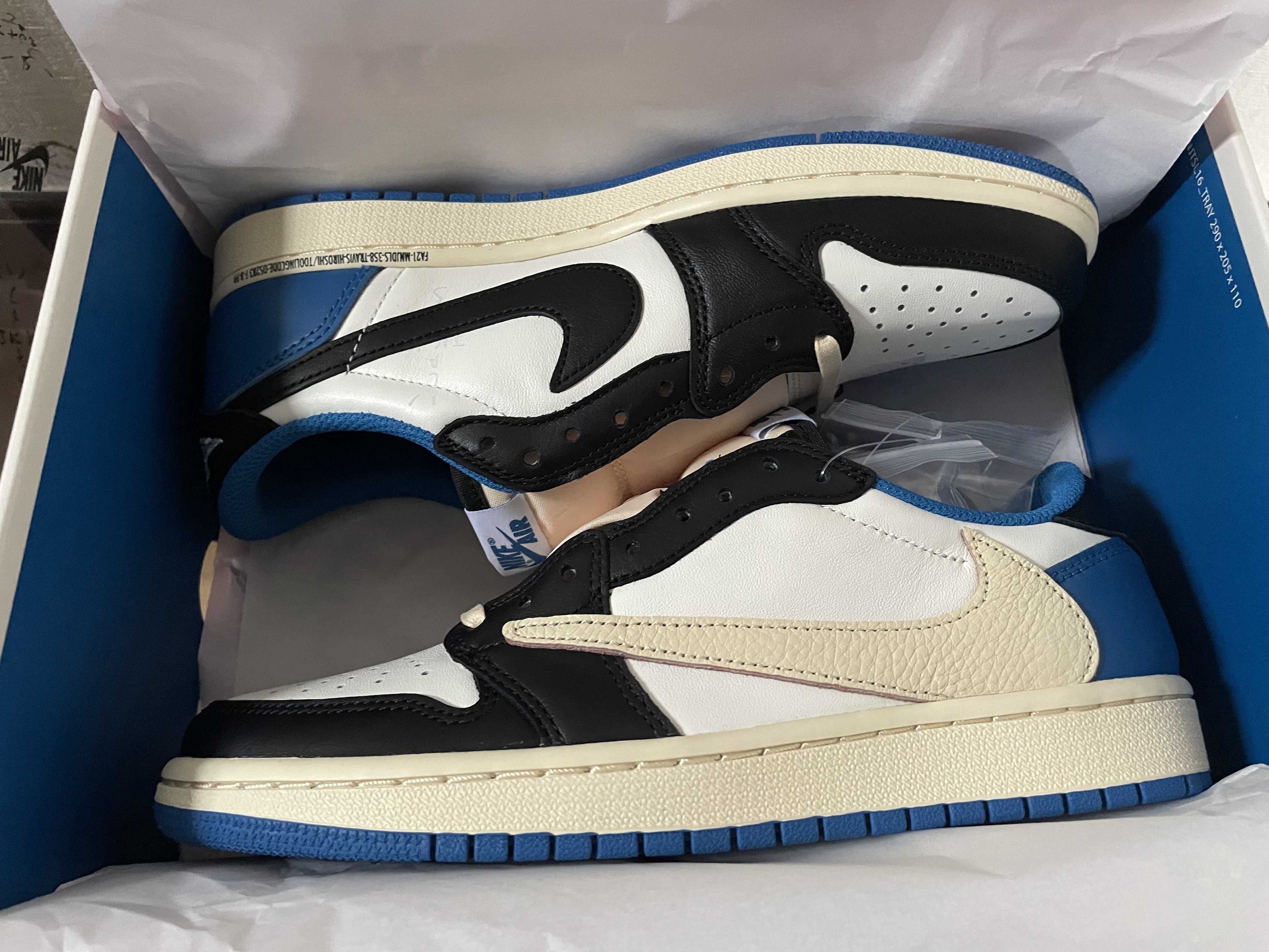 Travis Scott × fragment design × Nike Air Jordan 1 Low OG SP "Military Blue"
