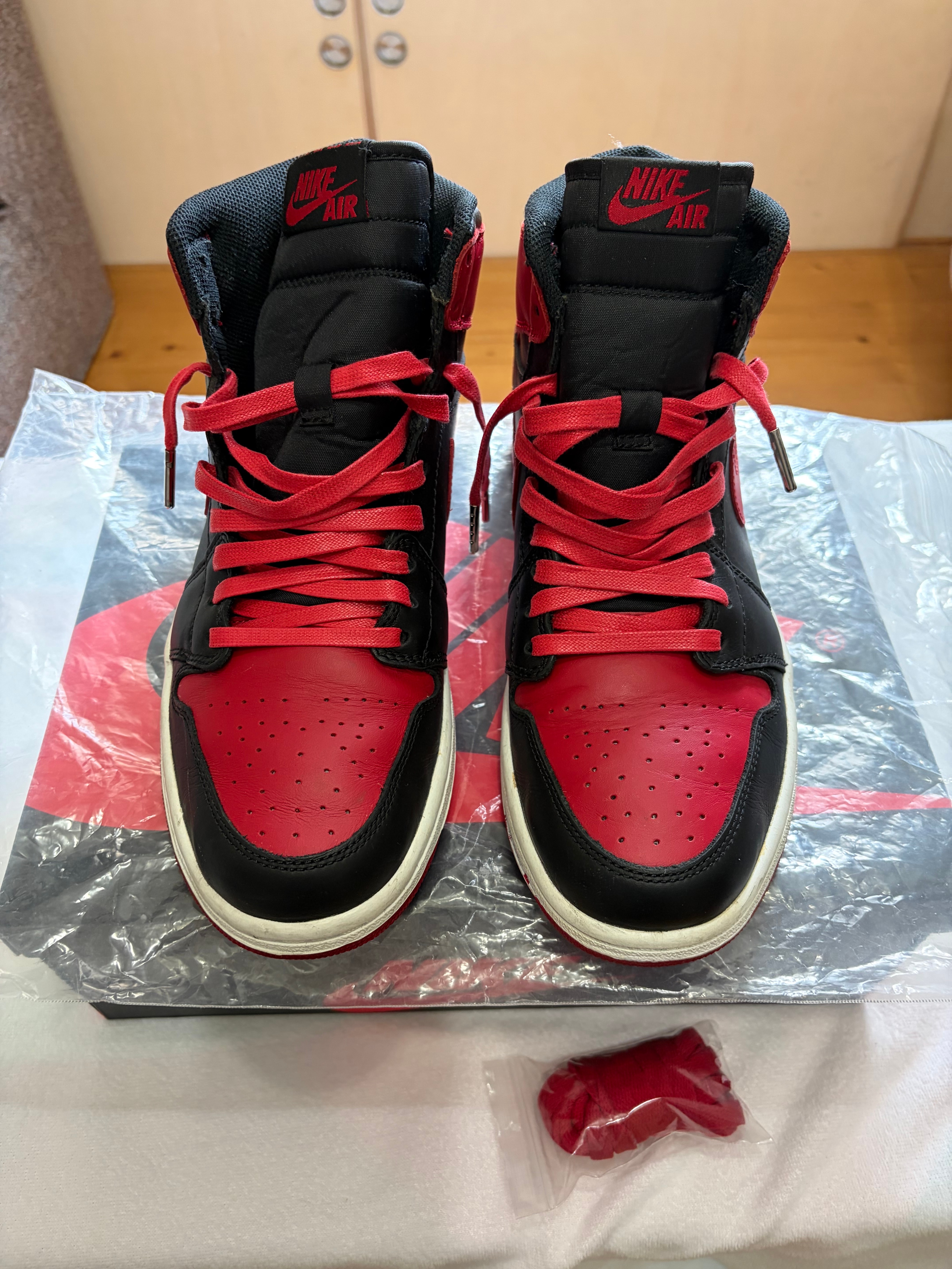 Nike Air Jordan 1 Retro High OG "Bred" (2013)