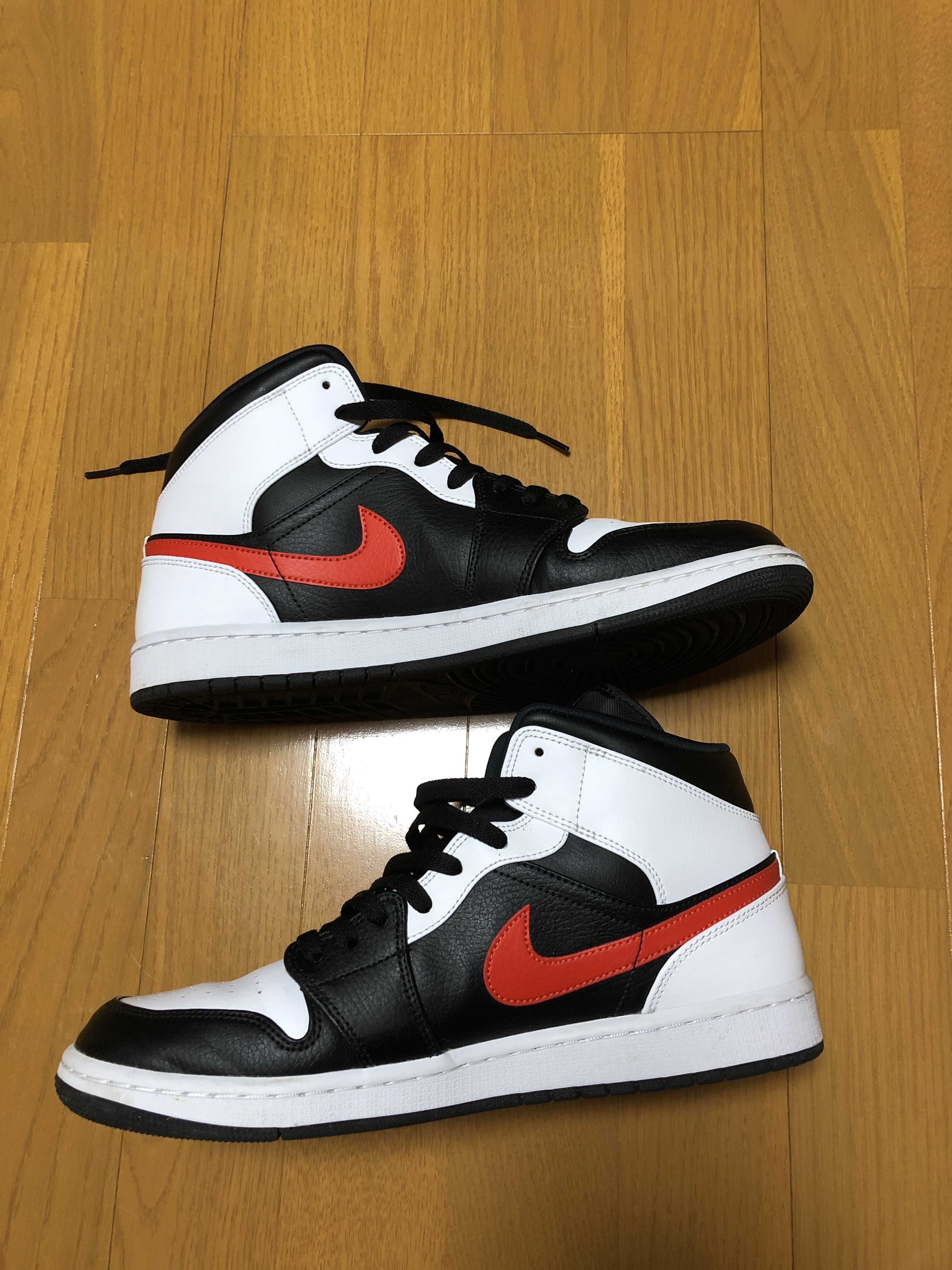 NIKE AIR JORDAN 1 MID "BLACK/CHILE RED/WHITE"