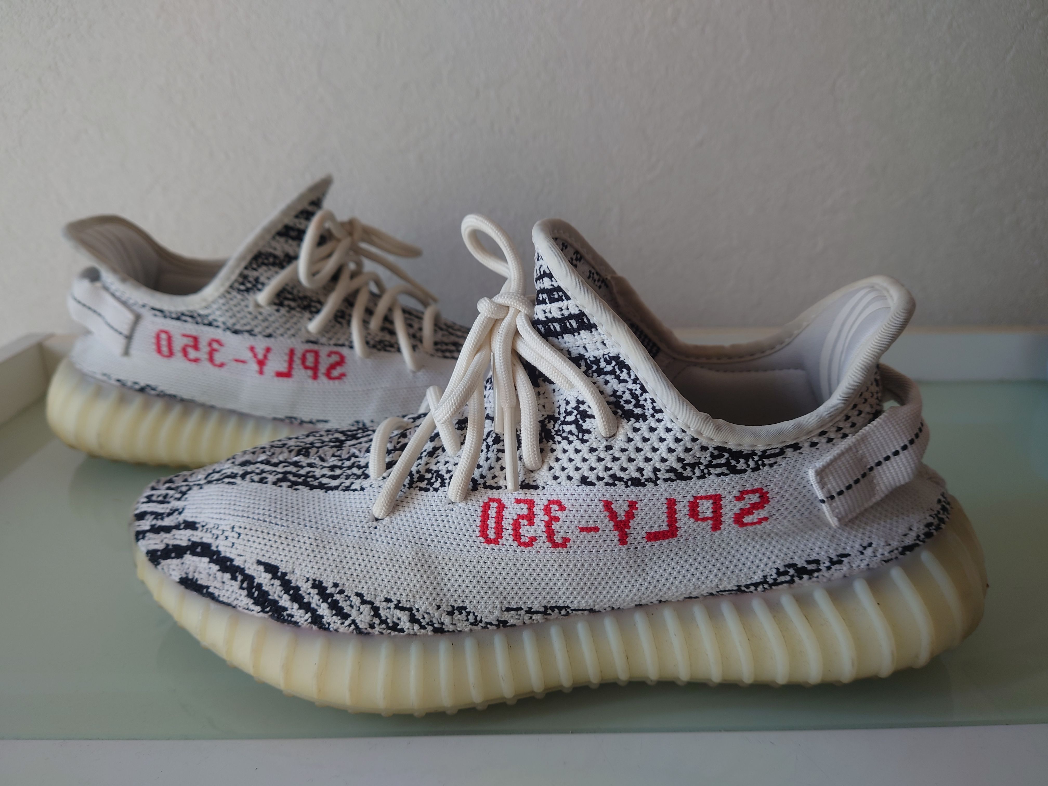 adidas YEEZY Boost 350 V2 "Zebra"