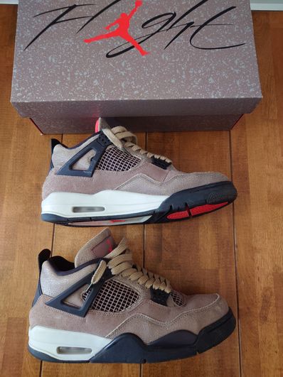Nike Air Jordan 4 "Taupe Haze"