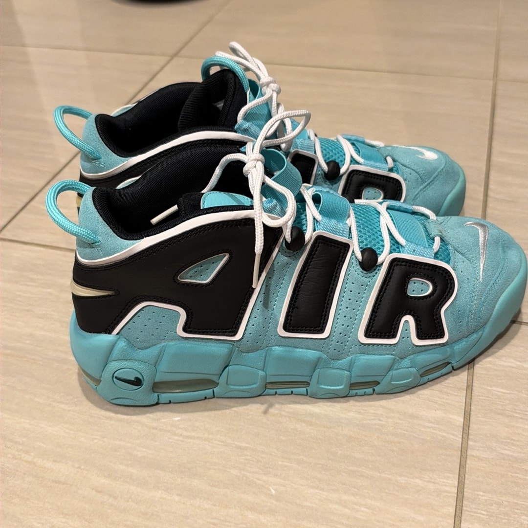 NIKE AIR MORE UPTEMPO "LIGHT AQUA / BLACK / WHITE"