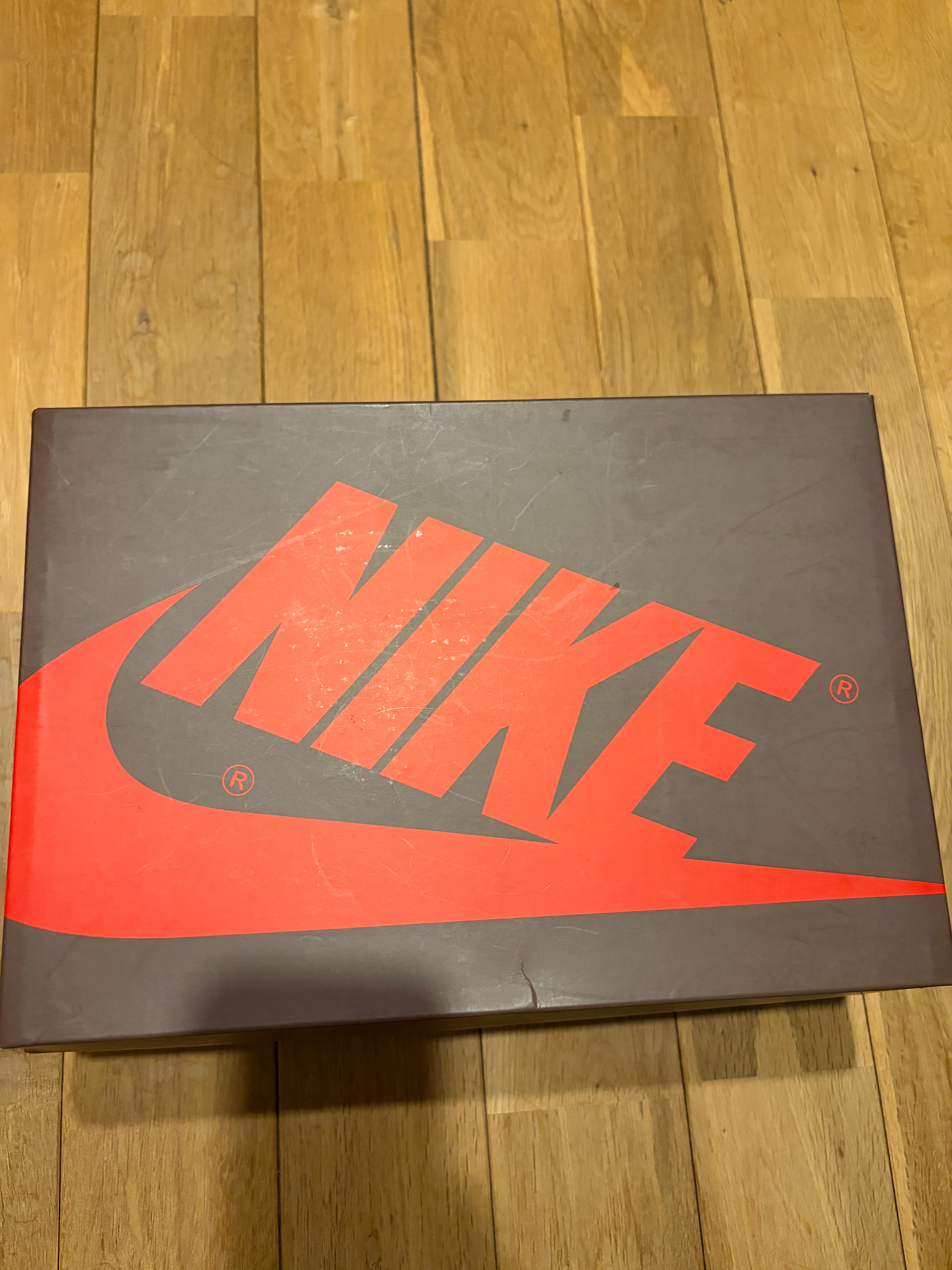 Travis Scott × Nike Air Jordan 1 Retro High OG TS SP "Sail/Dark Mocha"