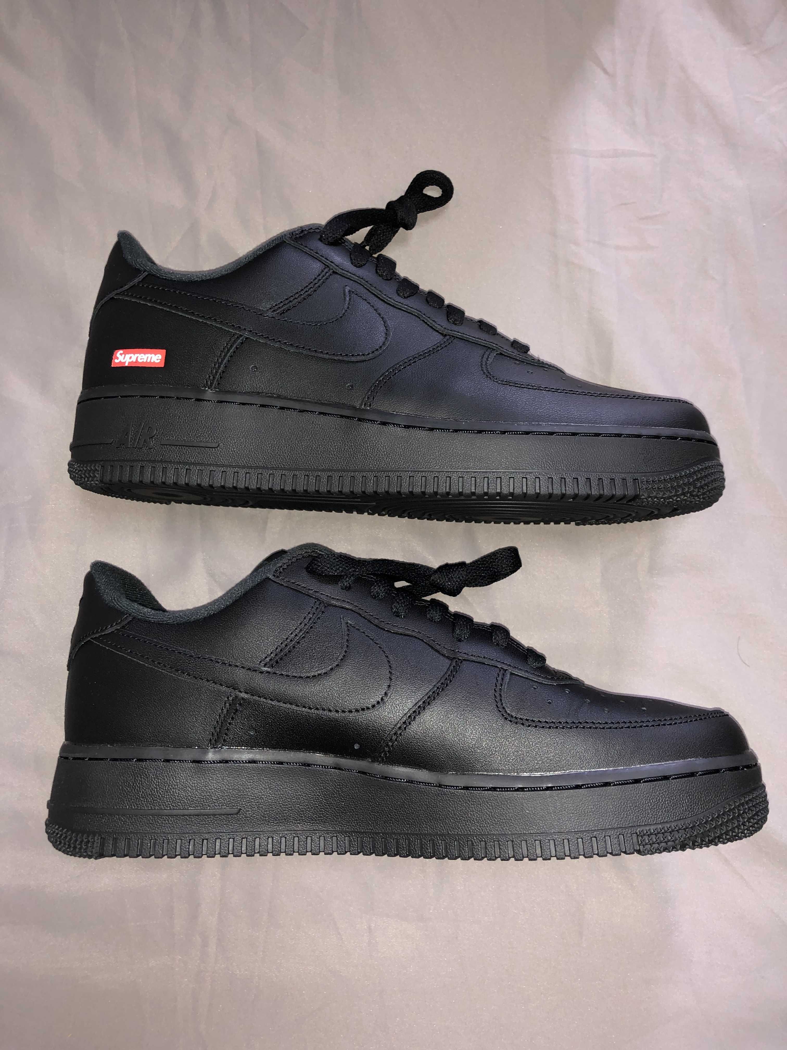 Supreme × Nike Air Force 1 Low "Black"