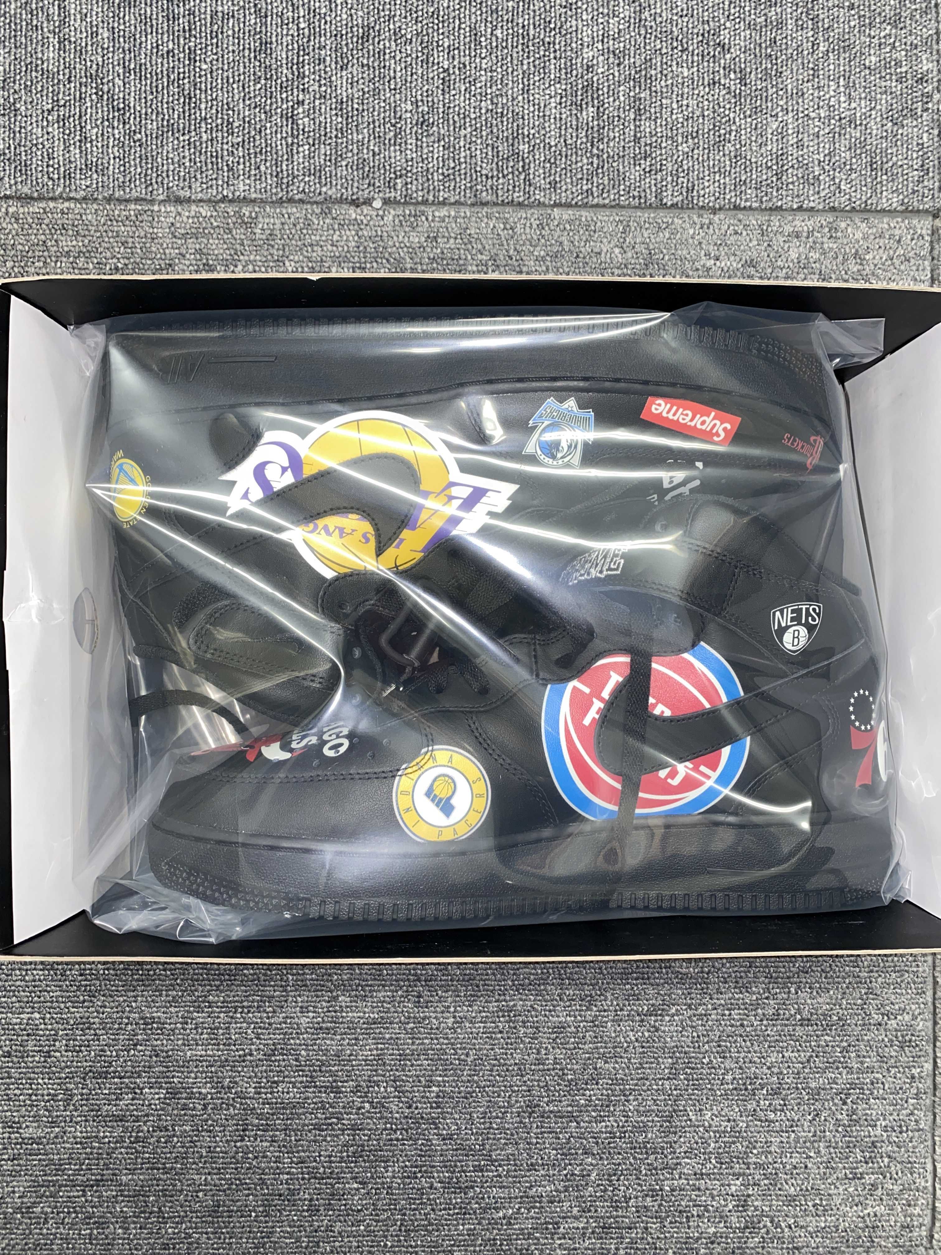 Supreme × NBA × Nike Air Force 1 Mid '07 "Black"