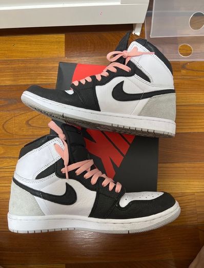 Nike Air Jordan 1 High OG "Bleached Coral"