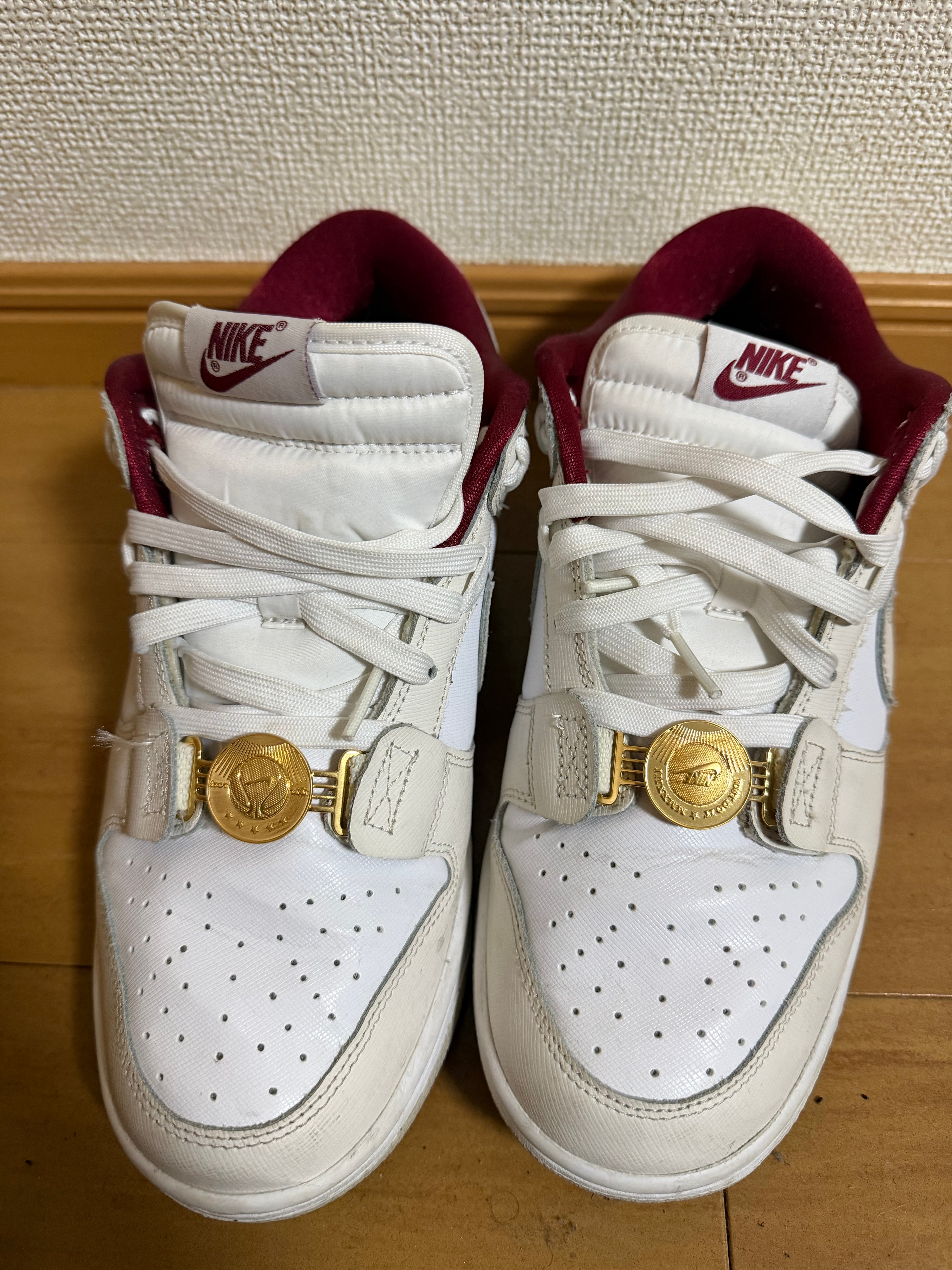 Nike Women's Dunk Low SE Just Do It "Photon Dust"