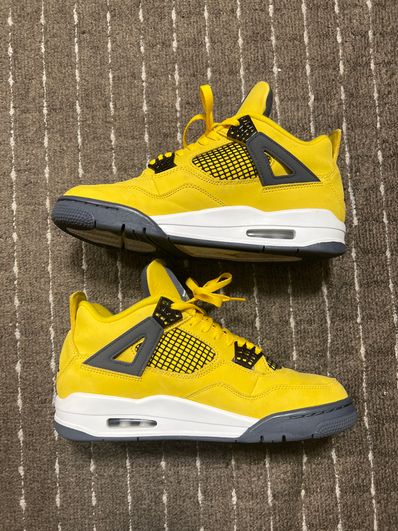 Nike Air Jordan 4 "Tour Yellow"